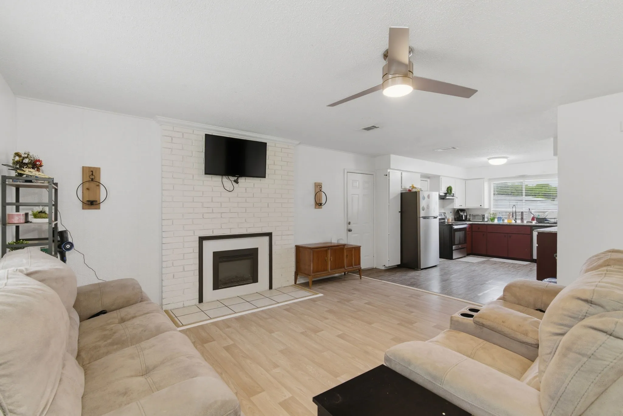 1020 Greg St