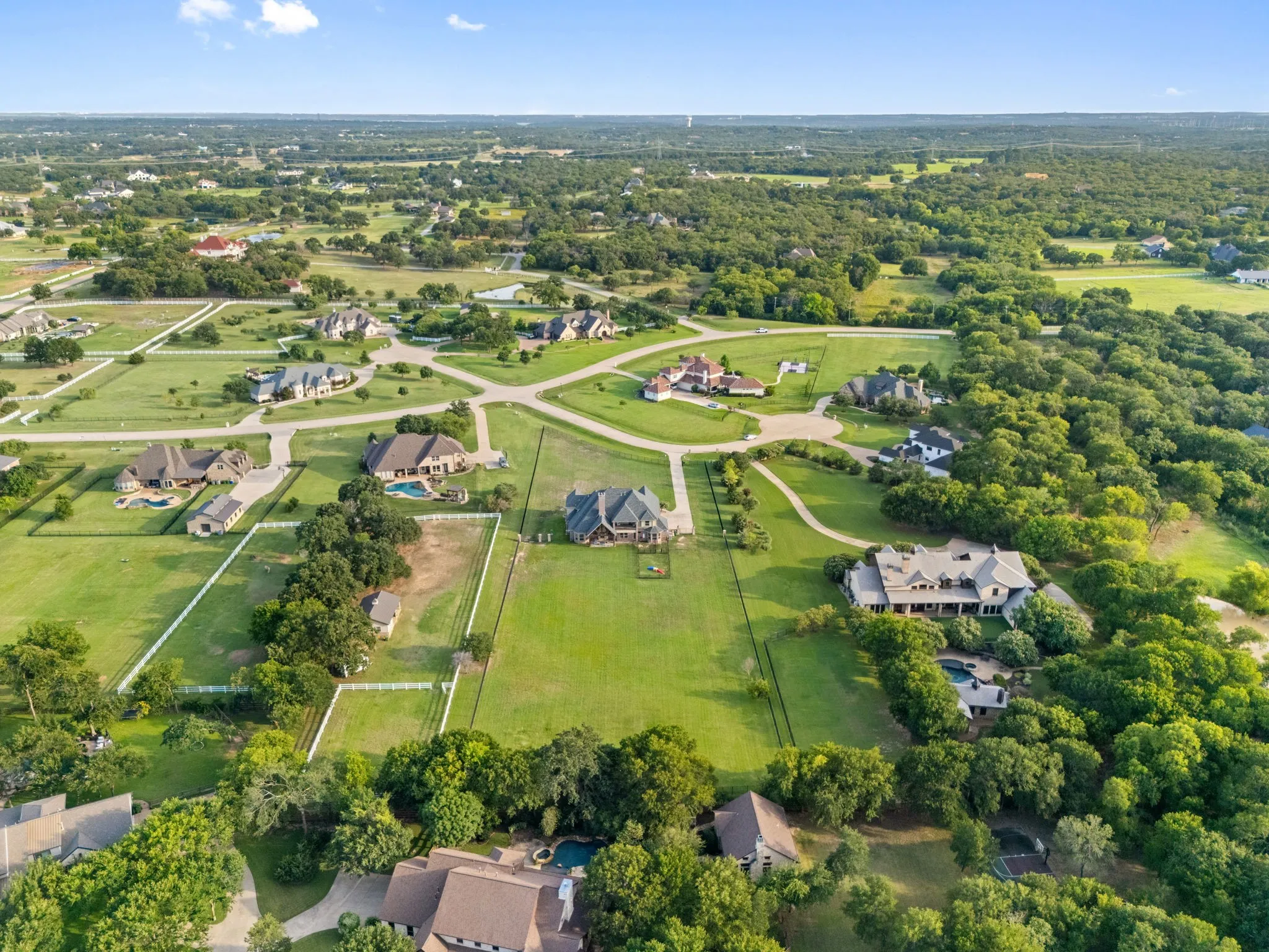Single Family Residence For Sale in Denton County , 1311 Appaloosa Circle, Bartonville, Texas 76226, 5 Bedroom, 6 Bathroom, 3 Garage spaces, 5,505 Sqft, built in 2010, Price $1,925,000, mls#21239924, Real Estate Agent in Bartonville, Homes For Sale in Denton county, Homes For Sale in Bartonville, Realtor in Bartonville Texas, Real Estate Brokerage Independent Realty Texas, Luminita Cordes Realtor