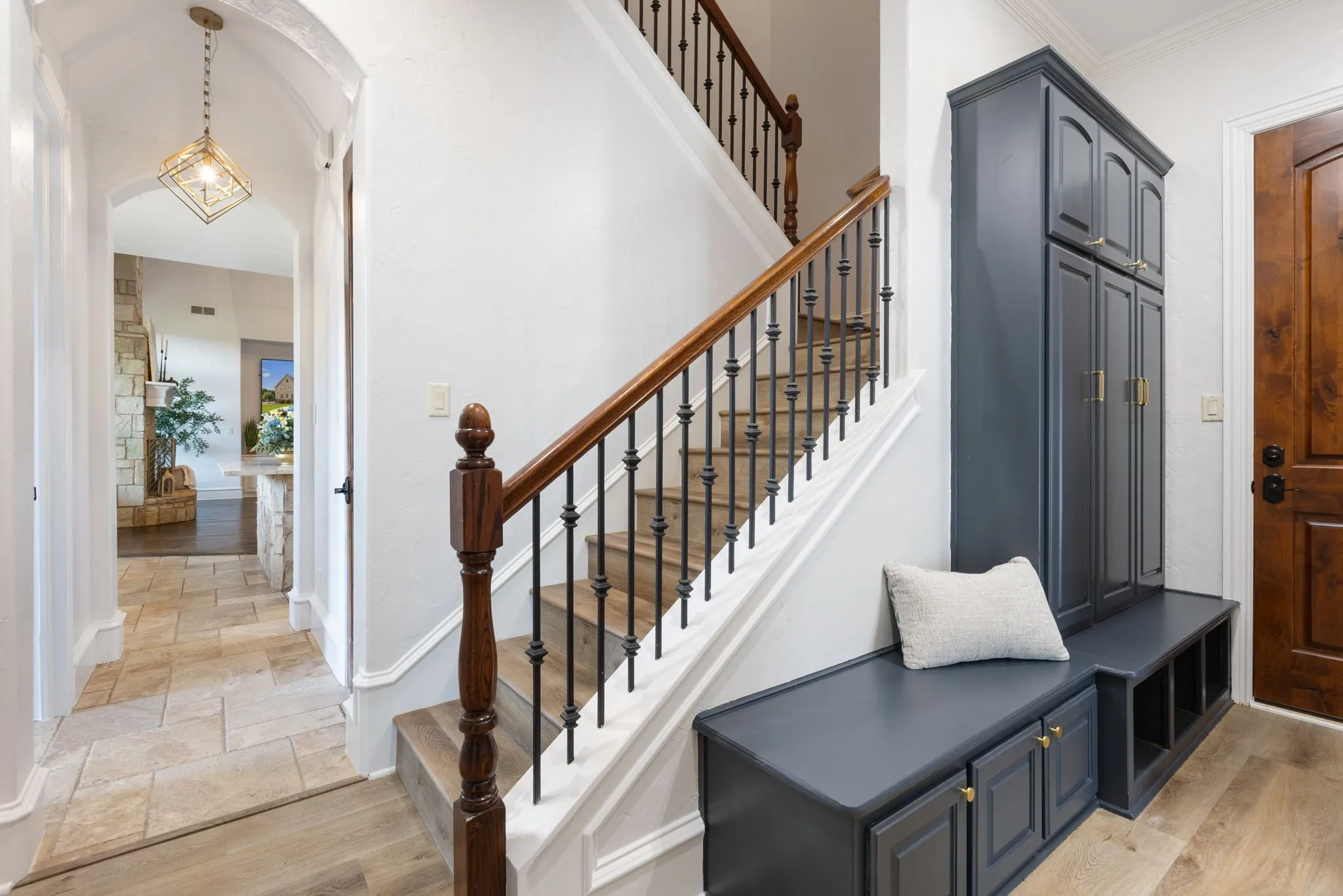 Single Family Residence For Sale in Denton County , 1311 Appaloosa Circle, Bartonville, Texas 76226, 5 Bedroom, 6 Bathroom, 3 Garage spaces, 5,505 Sqft, built in 2010, Price $1,925,000, mls#21239924, Real Estate Agent in Bartonville, Homes For Sale in Denton county, Homes For Sale in Bartonville, Realtor in Bartonville Texas, Real Estate Brokerage Independent Realty Texas, Luminita Cordes Realtor