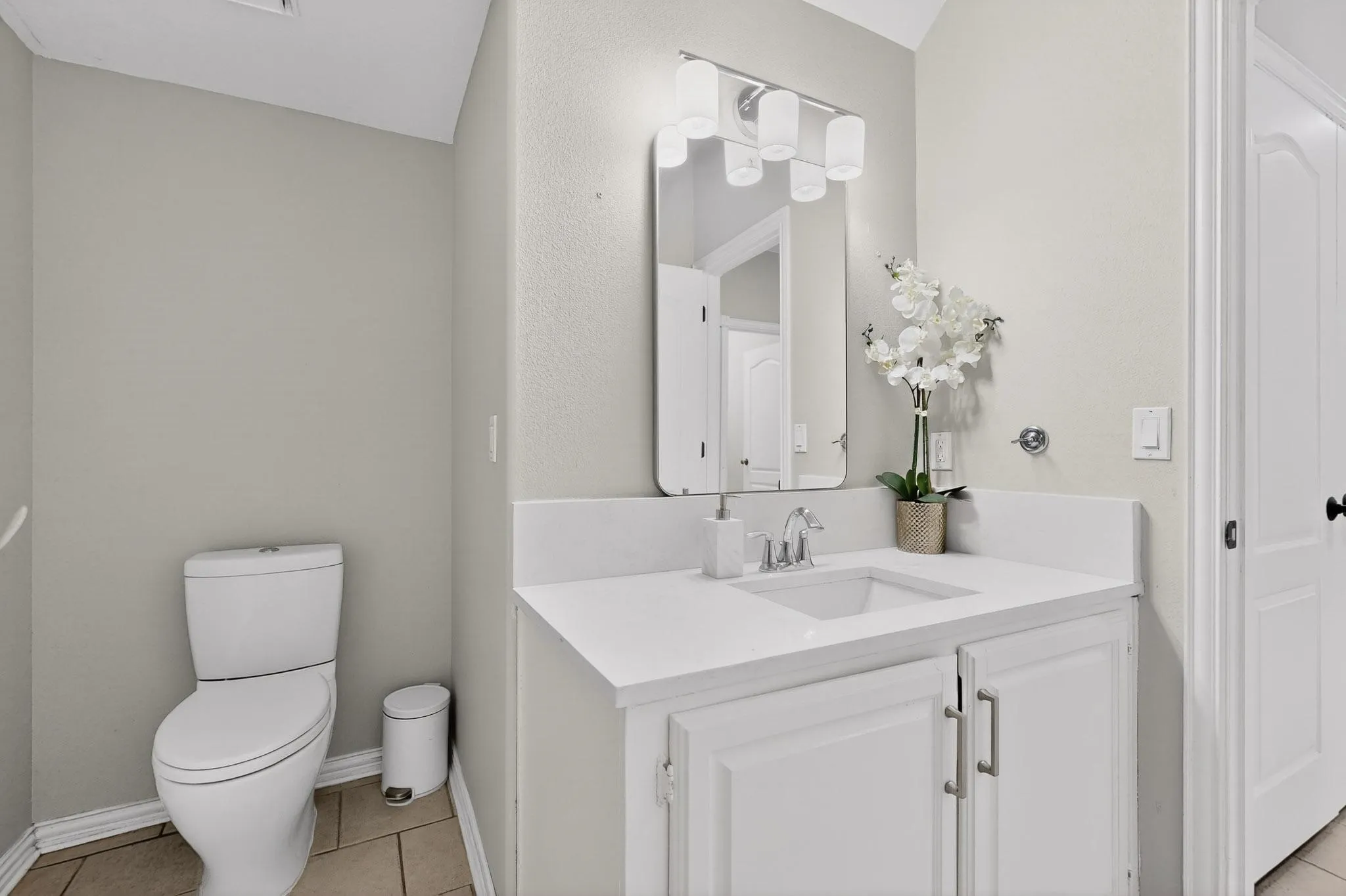 Single Family Residence For Sale in Collin County , 324 Timbercreek Court, Princeton, Texas 75407, 3 Bedroom, 3 Bathroom, 2 Garage spaces, 2,293 Sqft, built in 2005, mls#21240187, Real Estate Agent in Princeton, Homes For Sale in Collin county, Homes For Sale in Princeton, Realtor in Princeton Texas, Real Estate Brokerage Independent Realty Texas, Luminita Cordes Realtor