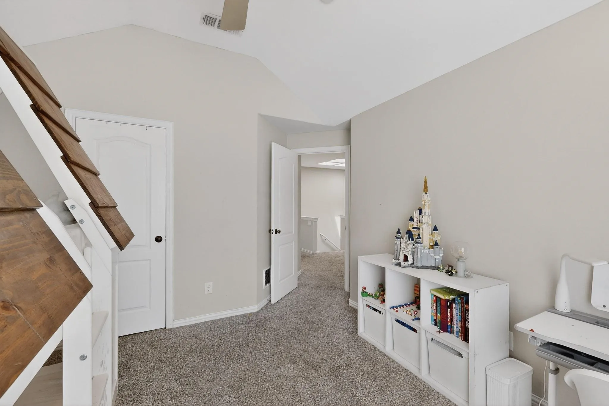 Single Family Residence For Sale in Collin County , 324 Timbercreek Court, Princeton, Texas 75407, 3 Bedroom, 3 Bathroom, 2 Garage spaces, 2,293 Sqft, built in 2005, mls#21240187, Real Estate Agent in Princeton, Homes For Sale in Collin county, Homes For Sale in Princeton, Realtor in Princeton Texas, Real Estate Brokerage Independent Realty Texas, Luminita Cordes Realtor