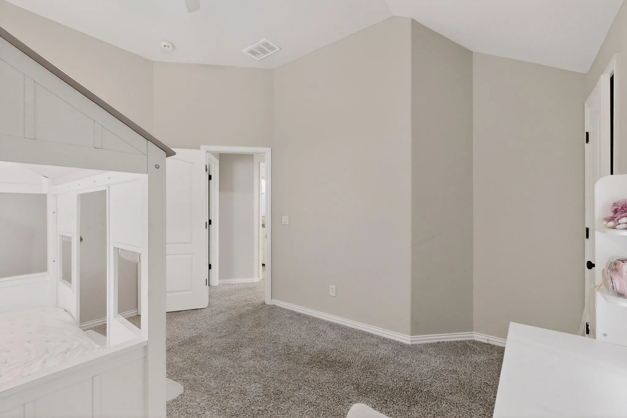 Single Family Residence For Sale in Collin County , 324 Timbercreek Court, Princeton, Texas 75407, 3 Bedroom, 3 Bathroom, 2 Garage spaces, 2,293 Sqft, built in 2005, mls#21240187, Real Estate Agent in Princeton, Homes For Sale in Collin county, Homes For Sale in Princeton, Realtor in Princeton Texas, Real Estate Brokerage Independent Realty Texas, Luminita Cordes Realtor