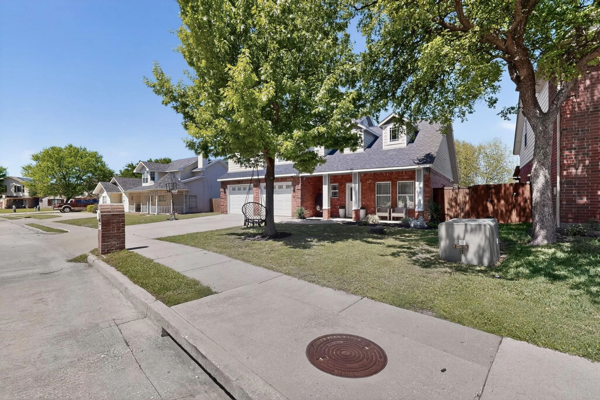 Single Family Residence For Sale in Collin County , 324 Timbercreek Court, Princeton, Texas 75407, 3 Bedroom, 3 Bathroom, 2 Garage spaces, 2,293 Sqft, built in 2005, mls#21240187, Real Estate Agent in Princeton, Homes For Sale in Collin county, Homes For Sale in Princeton, Realtor in Princeton Texas, Real Estate Brokerage Independent Realty Texas, Luminita Cordes Realtor