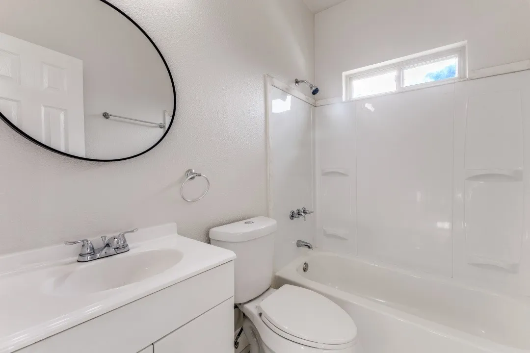 Single Family Residence For Sale in Navarro County , 711 S 3rd Avenue E, Dawson, Texas 76639, 3 Bedroom, 2 Bathroom, Garage spaces, 1,398 Sqft, built in 2021, Preowned, mls#21238957, Real Estate Agent in Dawson, Homes For Sale in Navarro county, Homes For Sale in Dawson, Realtor in Dawson Texas, Real Estate Brokerage Independent Realty Texas, Luminita Cordes Realtor