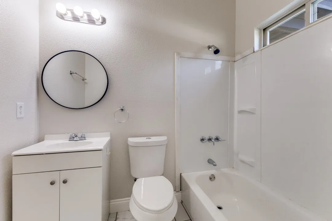 Single Family Residence For Sale in Navarro County , 711 S 3rd Avenue E, Dawson, Texas 76639, 3 Bedroom, 2 Bathroom, Garage spaces, 1,398 Sqft, built in 2021, Preowned, mls#21238957, Real Estate Agent in Dawson, Homes For Sale in Navarro county, Homes For Sale in Dawson, Realtor in Dawson Texas, Real Estate Brokerage Independent Realty Texas, Luminita Cordes Realtor