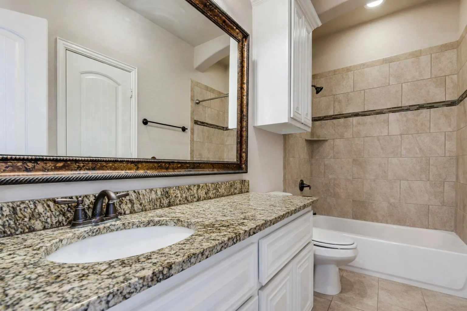 Single Family Residence For Sale in Collin County , 1108 Melcer Street, Plano, Texas 75074, 5 Bedroom, 5 Bathroom, 3 Garage spaces, 3,744 Sqft, built in 2015, Preowned, mls#21239965, Real Estate Agent in Plano, Homes For Sale in Collin county, Homes For Sale in Plano, Realtor in Plano Texas, Real Estate Brokerage Independent Realty Texas, Luminita Cordes Realtor