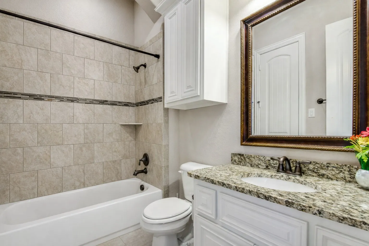 Single Family Residence For Sale in Collin County , 1108 Melcer Street, Plano, Texas 75074, 5 Bedroom, 5 Bathroom, 3 Garage spaces, 3,744 Sqft, built in 2015, Preowned, mls#21239965, Real Estate Agent in Plano, Homes For Sale in Collin county, Homes For Sale in Plano, Realtor in Plano Texas, Real Estate Brokerage Independent Realty Texas, Luminita Cordes Realtor
