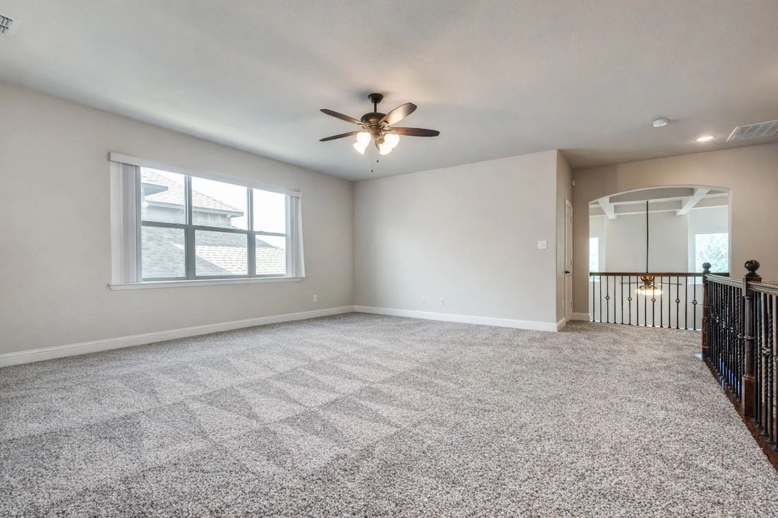 Single Family Residence For Sale in Collin County , 1108 Melcer Street, Plano, Texas 75074, 5 Bedroom, 5 Bathroom, 3 Garage spaces, 3,744 Sqft, built in 2015, Preowned, mls#21239965, Real Estate Agent in Plano, Homes For Sale in Collin county, Homes For Sale in Plano, Realtor in Plano Texas, Real Estate Brokerage Independent Realty Texas, Luminita Cordes Realtor