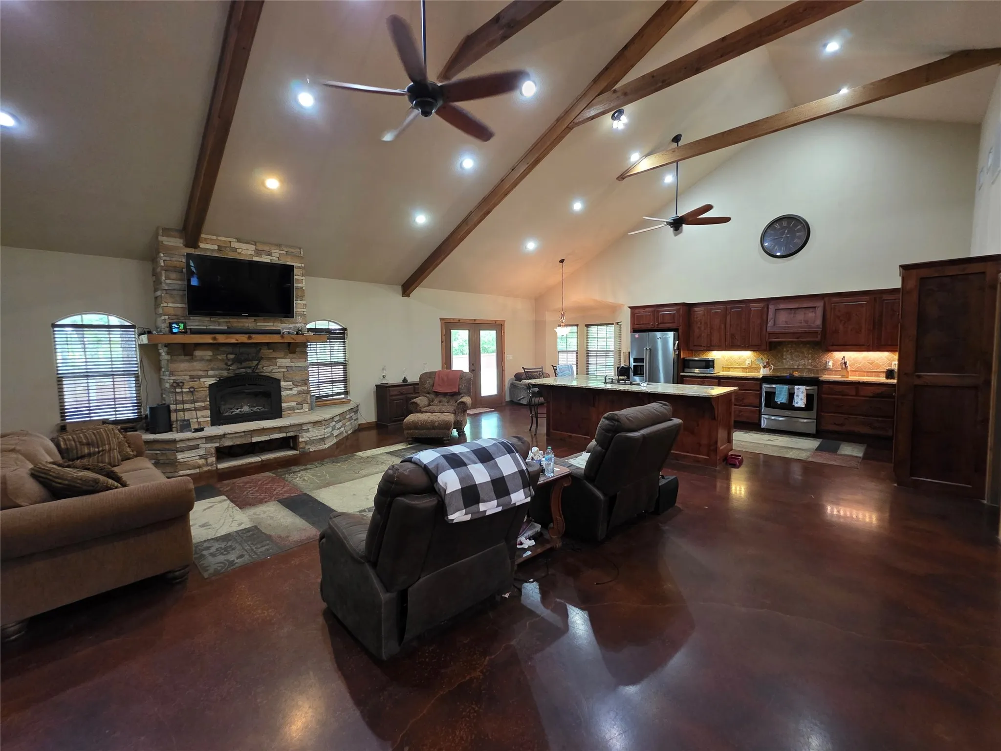 Single Family Residence For Sale in Brown County , 1200 E Fm 2273, May, Texas 76857, 3 Bedroom, 3 Bathroom, 2 Garage spaces, 2,490 Sqft, built in 2011, Preowned, mls#21240140, Real Estate Agent in May, Homes For Sale in Brown county, Homes For Sale in May, Realtor in May Texas, Real Estate Brokerage Independent Realty Texas, Luminita Cordes Realtor