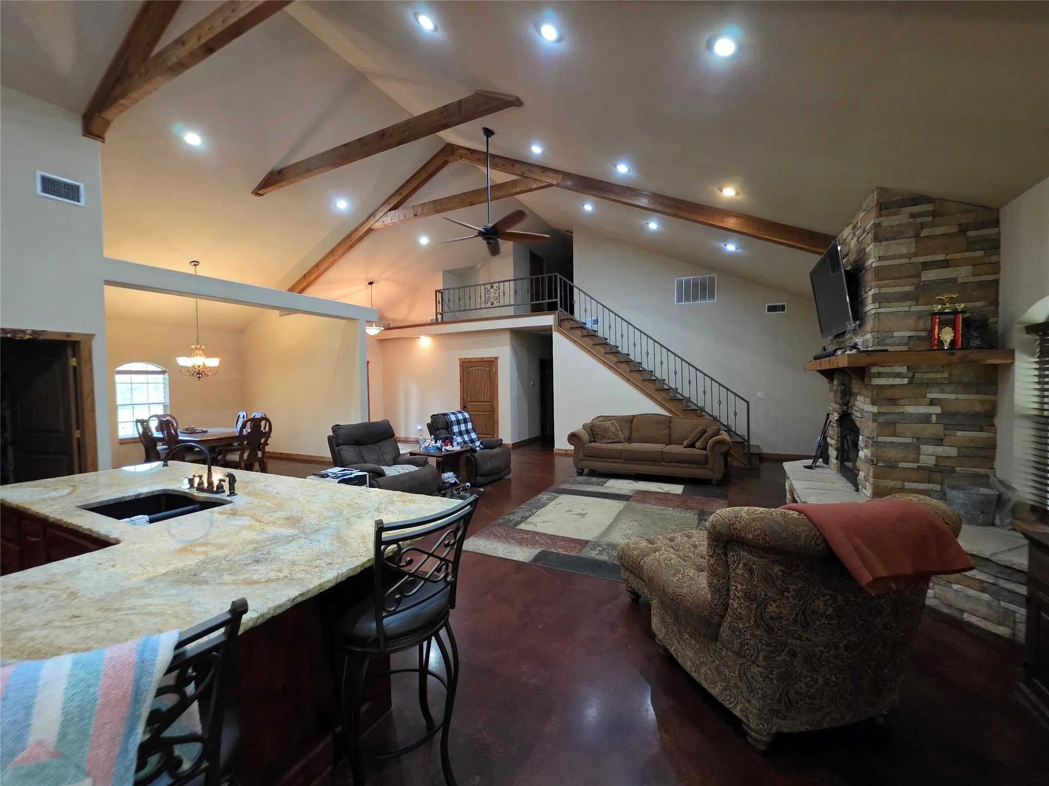 Single Family Residence For Sale in Brown County , 1200 E Fm 2273, May, Texas 76857, 3 Bedroom, 3 Bathroom, 2 Garage spaces, 2,490 Sqft, built in 2011, Preowned, mls#21240140, Real Estate Agent in May, Homes For Sale in Brown county, Homes For Sale in May, Realtor in May Texas, Real Estate Brokerage Independent Realty Texas, Luminita Cordes Realtor