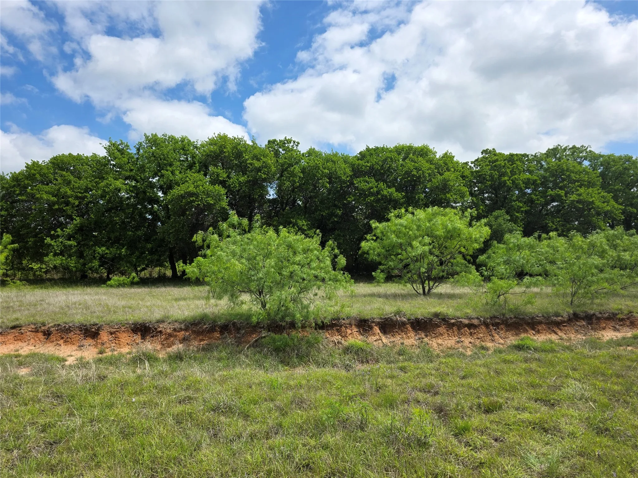 Single Family Residence For Sale in Brown County , 1200 E Fm 2273, May, Texas 76857, 3 Bedroom, 3 Bathroom, 2 Garage spaces, 2,490 Sqft, built in 2011, Preowned, mls#21240140, Real Estate Agent in May, Homes For Sale in Brown county, Homes For Sale in May, Realtor in May Texas, Real Estate Brokerage Independent Realty Texas, Luminita Cordes Realtor
