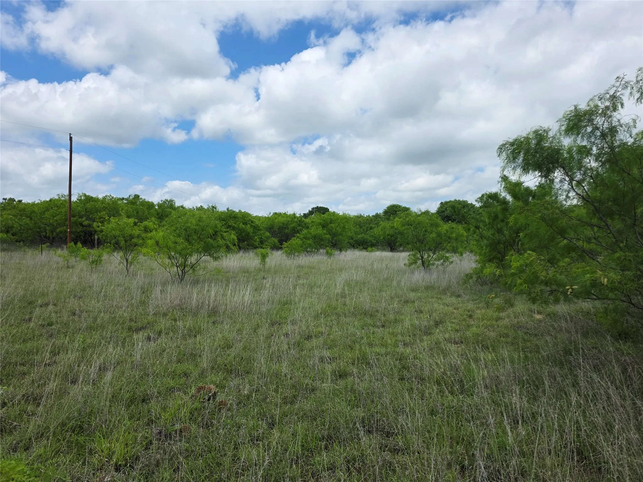 Single Family Residence For Sale in Brown County , 1200 E Fm 2273, May, Texas 76857, 3 Bedroom, 3 Bathroom, 2 Garage spaces, 2,490 Sqft, built in 2011, Preowned, mls#21240140, Real Estate Agent in May, Homes For Sale in Brown county, Homes For Sale in May, Realtor in May Texas, Real Estate Brokerage Independent Realty Texas, Luminita Cordes Realtor