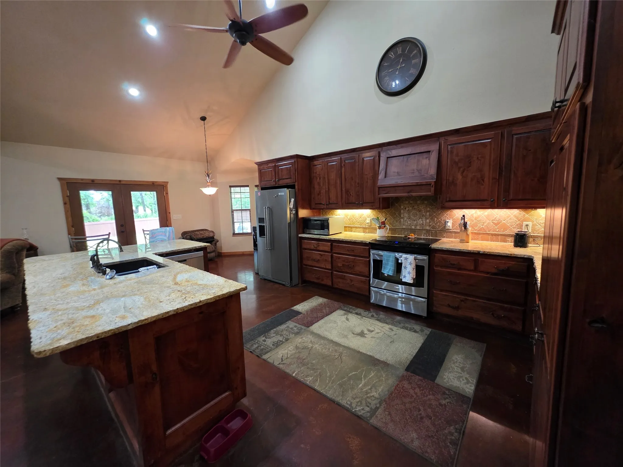 Single Family Residence For Sale in Brown County , 1200 E Fm 2273, May, Texas 76857, 3 Bedroom, 3 Bathroom, 2 Garage spaces, 2,490 Sqft, built in 2011, Preowned, mls#21240140, Real Estate Agent in May, Homes For Sale in Brown county, Homes For Sale in May, Realtor in May Texas, Real Estate Brokerage Independent Realty Texas, Luminita Cordes Realtor