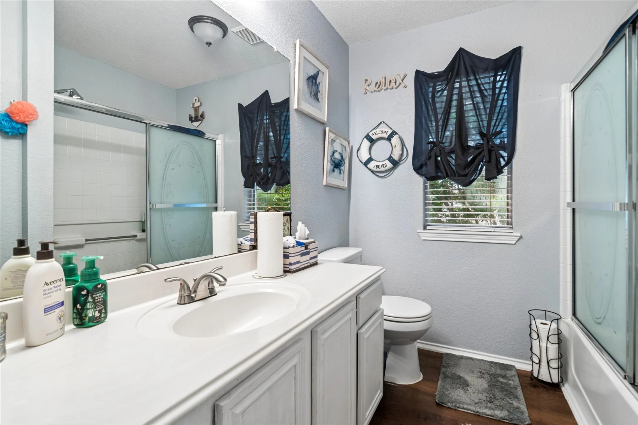 Single Family Residence For Sale in Kaufman County , 522 Pinto Lane, Forney, Texas 75126, 3 Bedroom, 3 Bathroom, 2 Garage spaces, 1,993 Sqft, built in 2002, mls#21240211, Real Estate Agent in Forney, Homes For Sale in Kaufman county, Homes For Sale in Forney, Realtor in Forney Texas, Real Estate Brokerage Independent Realty Texas, Luminita Cordes Realtor