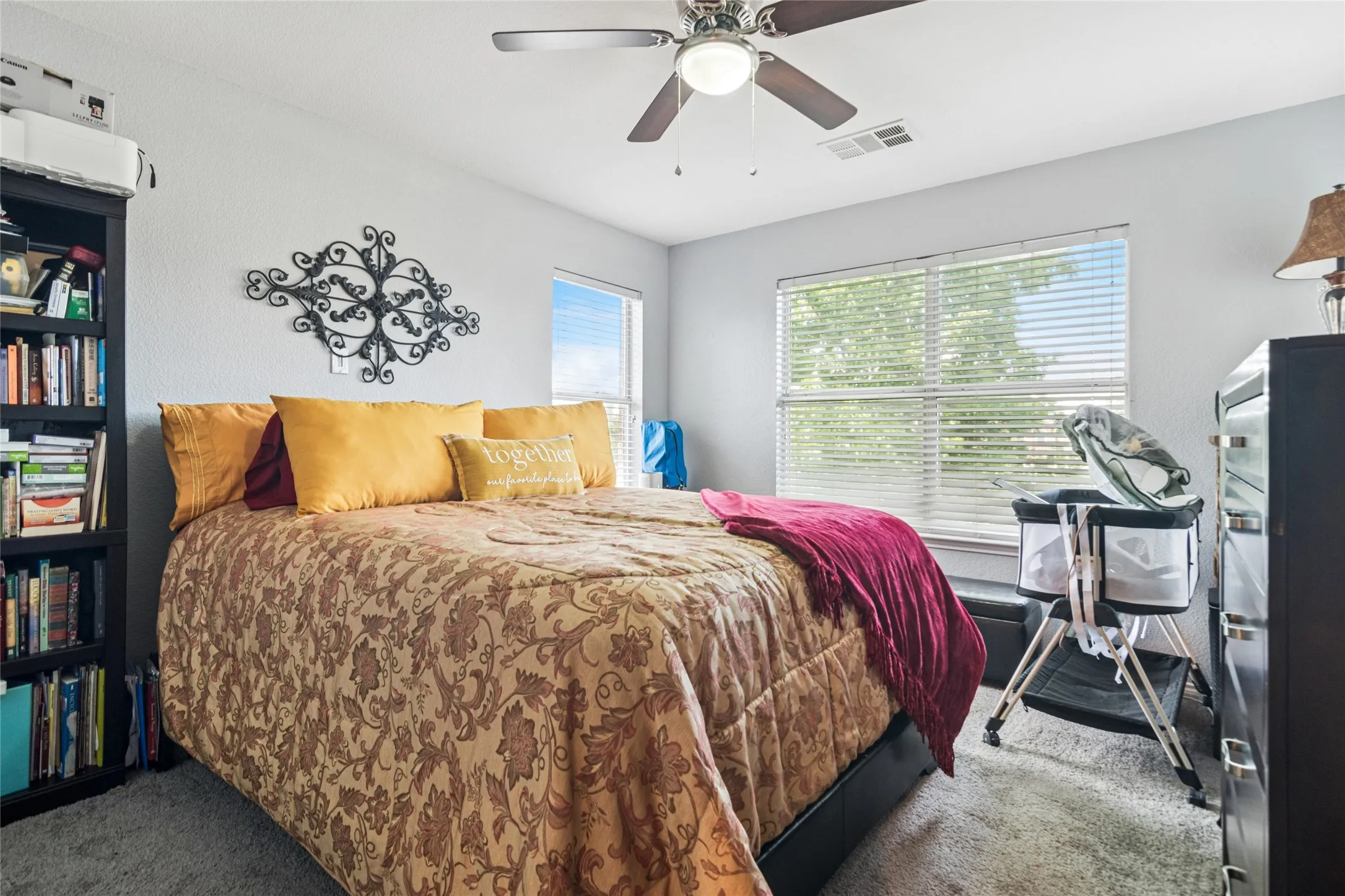 Single Family Residence For Sale in Kaufman County , 522 Pinto Lane, Forney, Texas 75126, 3 Bedroom, 3 Bathroom, 2 Garage spaces, 1,993 Sqft, built in 2002, mls#21240211, Real Estate Agent in Forney, Homes For Sale in Kaufman county, Homes For Sale in Forney, Realtor in Forney Texas, Real Estate Brokerage Independent Realty Texas, Luminita Cordes Realtor