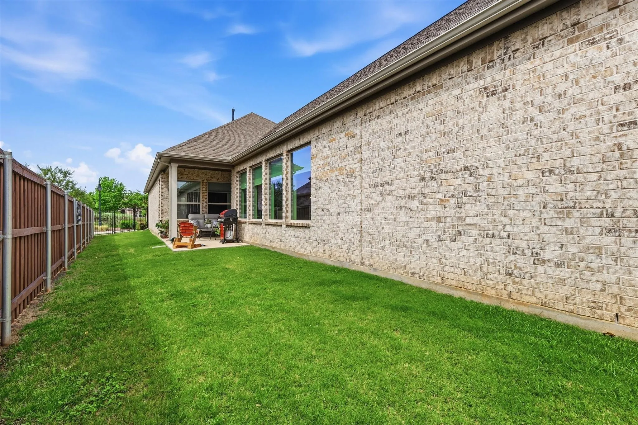 Single Family Residence For Sale in Tarrant County , 4817 Beaver Creek Drive, Arlington, Texas 76005, 2 Bedroom, 2 Bathroom, 2 Garage spaces, 2,264 Sqft, built in 2021, mls#21239532, Real Estate Agent in Arlington, Homes For Sale in Tarrant county, Homes For Sale in Arlington, Realtor in Arlington Texas, Real Estate Brokerage Independent Realty Texas, Luminita Cordes Realtor