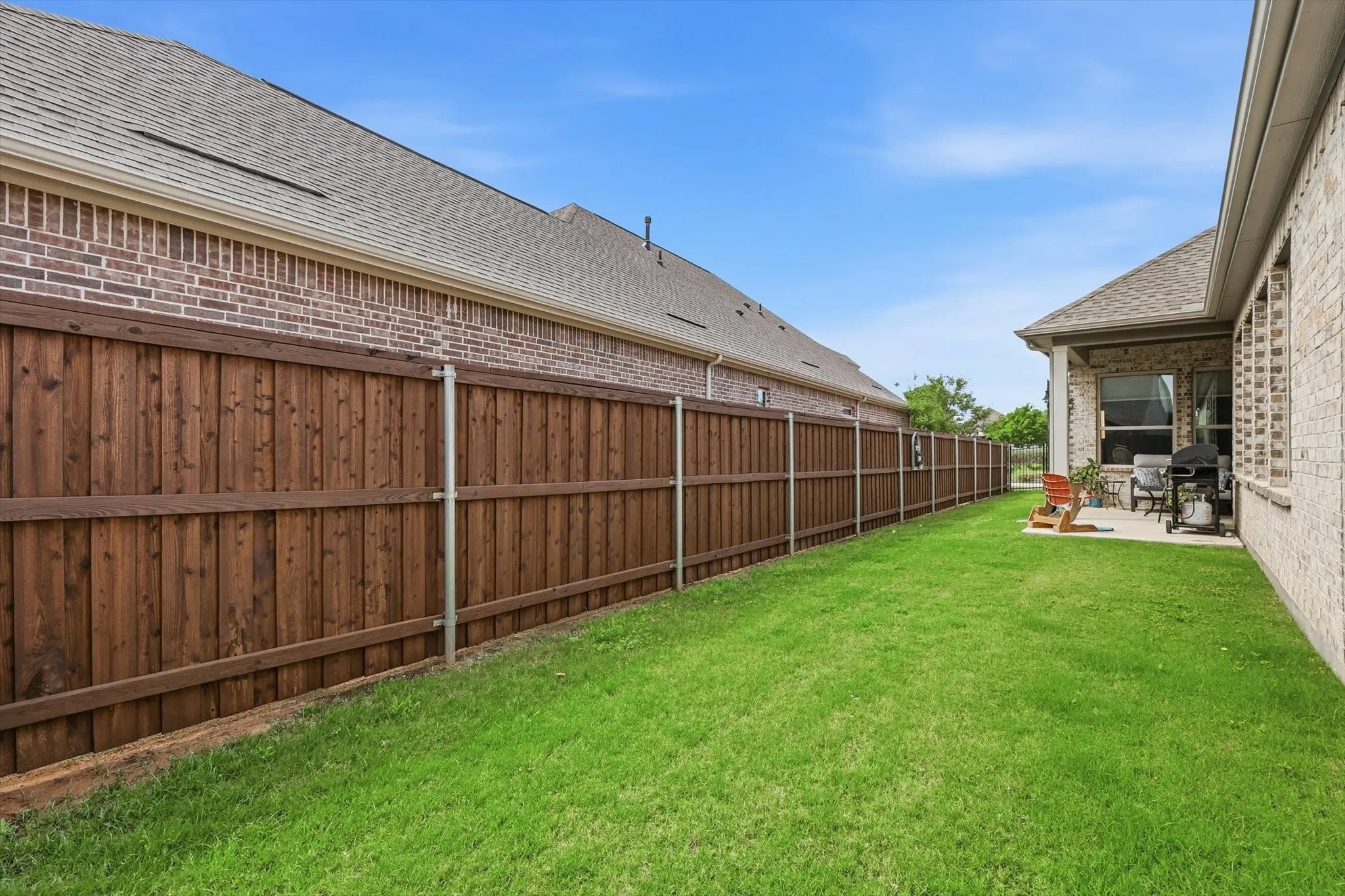 Single Family Residence For Sale in Tarrant County , 4817 Beaver Creek Drive, Arlington, Texas 76005, 2 Bedroom, 2 Bathroom, 2 Garage spaces, 2,264 Sqft, built in 2021, mls#21239532, Real Estate Agent in Arlington, Homes For Sale in Tarrant county, Homes For Sale in Arlington, Realtor in Arlington Texas, Real Estate Brokerage Independent Realty Texas, Luminita Cordes Realtor