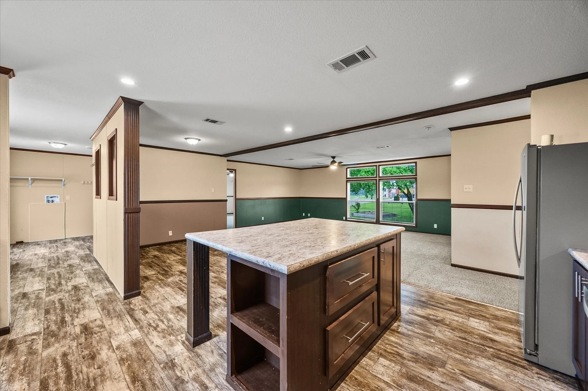 Mobile Home For Sale in Hunt County , 8645 County Road 1143, Celeste, Texas 75423, 4 Bedroom, 2 Bathroom, Garage spaces, 2,176 Sqft, built in 2018, Preowned, mls#21223360, Real Estate Agent in Celeste, Homes For Sale in Hunt county, Homes For Sale in Celeste, Realtor in Celeste Texas, Real Estate Brokerage Independent Realty Texas, Luminita Cordes Realtor