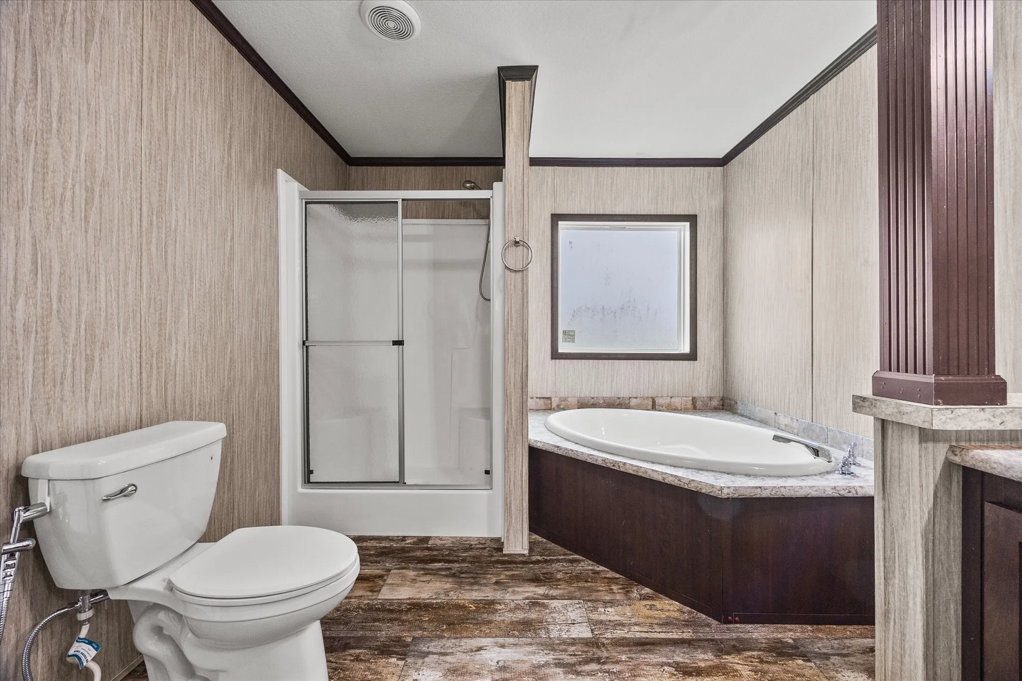 Mobile Home For Sale in Hunt County , 8645 County Road 1143, Celeste, Texas 75423, 4 Bedroom, 2 Bathroom, Garage spaces, 2,176 Sqft, built in 2018, Preowned, mls#21223360, Real Estate Agent in Celeste, Homes For Sale in Hunt county, Homes For Sale in Celeste, Realtor in Celeste Texas, Real Estate Brokerage Independent Realty Texas, Luminita Cordes Realtor