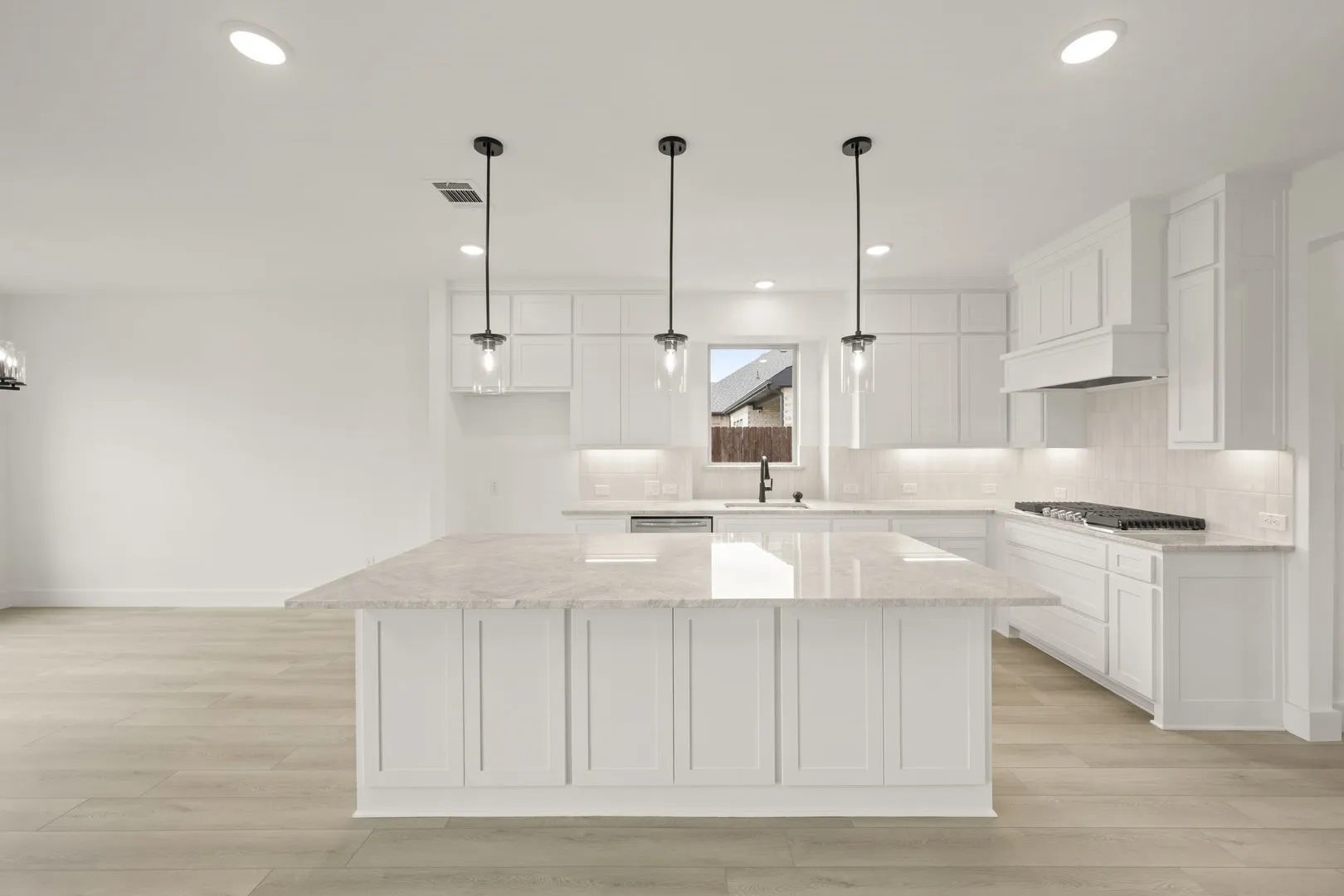 Single Family Residence For Sale in Johnson County , 305 Lovett Lane, Burleson, Texas 76028, 6 Bedroom, 5 Bathroom, 2 Garage spaces, 3,950 Sqft, built in 2026, New Construction - Complete, mls#21240268, Real Estate Agent in Burleson, Homes For Sale in Johnson county, Homes For Sale in Burleson, Realtor in Burleson Texas, Real Estate Brokerage Independent Realty Texas, Luminita Cordes Realtor