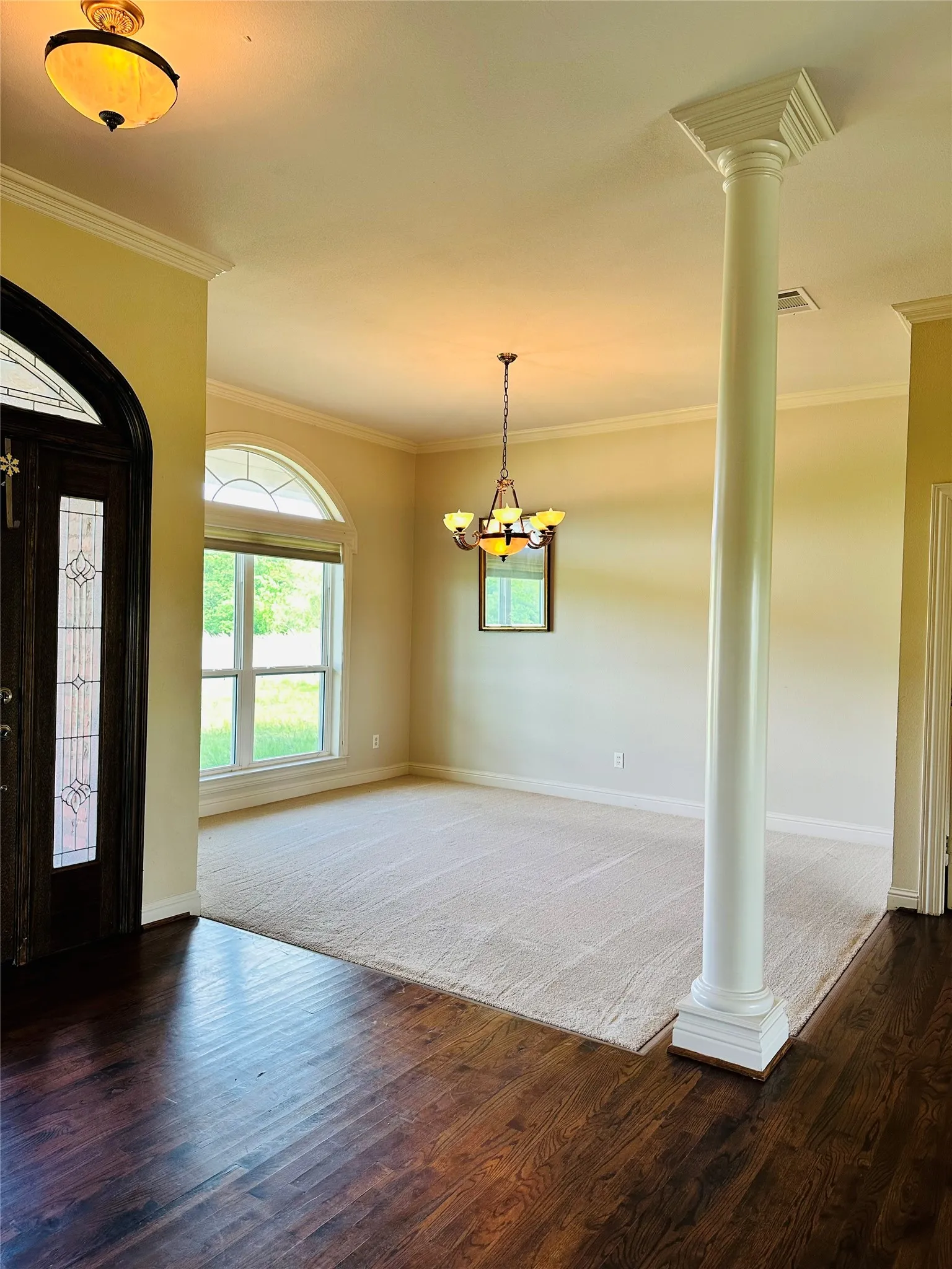 Single Family Residence For Sale in Kaufman County , 16547 State Highway 205, Terrell, Texas 75160, 4 Bedroom, 3 Bathroom, 2 Garage spaces, 3,089 Sqft, built in 2001, mls#21239642, Real Estate Agent in Terrell, Homes For Sale in Kaufman county, Homes For Sale in Terrell, Realtor in Terrell Texas, Real Estate Brokerage Independent Realty Texas, Luminita Cordes Realtor