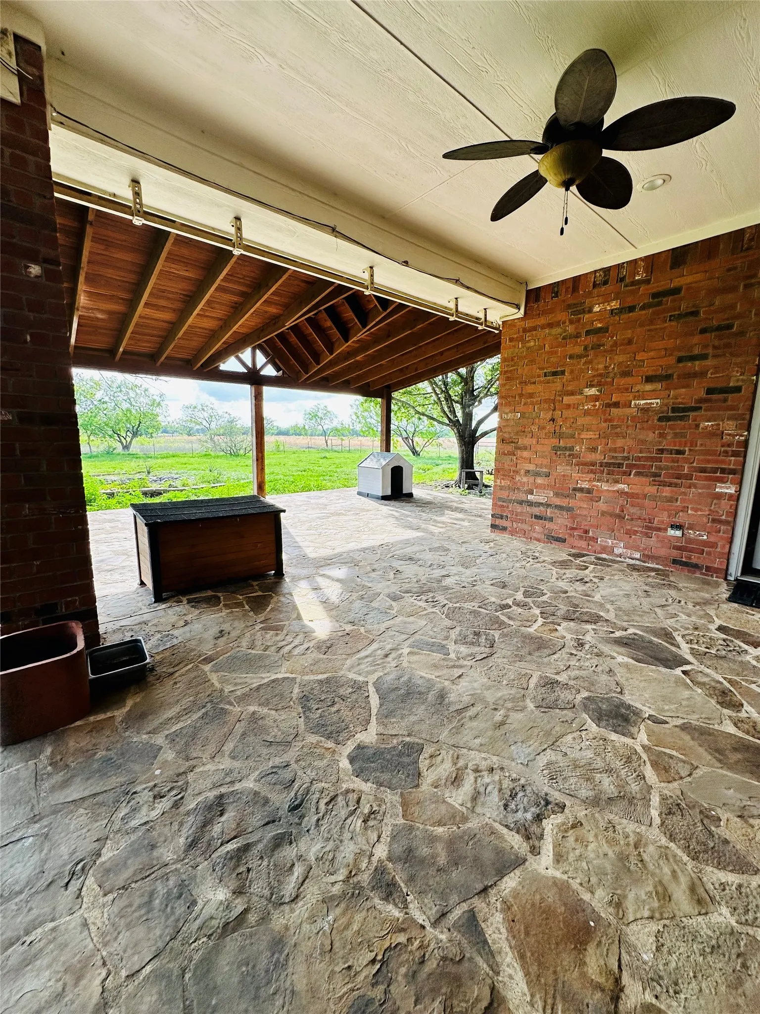 Single Family Residence For Sale in Kaufman County , 16547 State Highway 205, Terrell, Texas 75160, 4 Bedroom, 3 Bathroom, 2 Garage spaces, 3,089 Sqft, built in 2001, mls#21239642, Real Estate Agent in Terrell, Homes For Sale in Kaufman county, Homes For Sale in Terrell, Realtor in Terrell Texas, Real Estate Brokerage Independent Realty Texas, Luminita Cordes Realtor