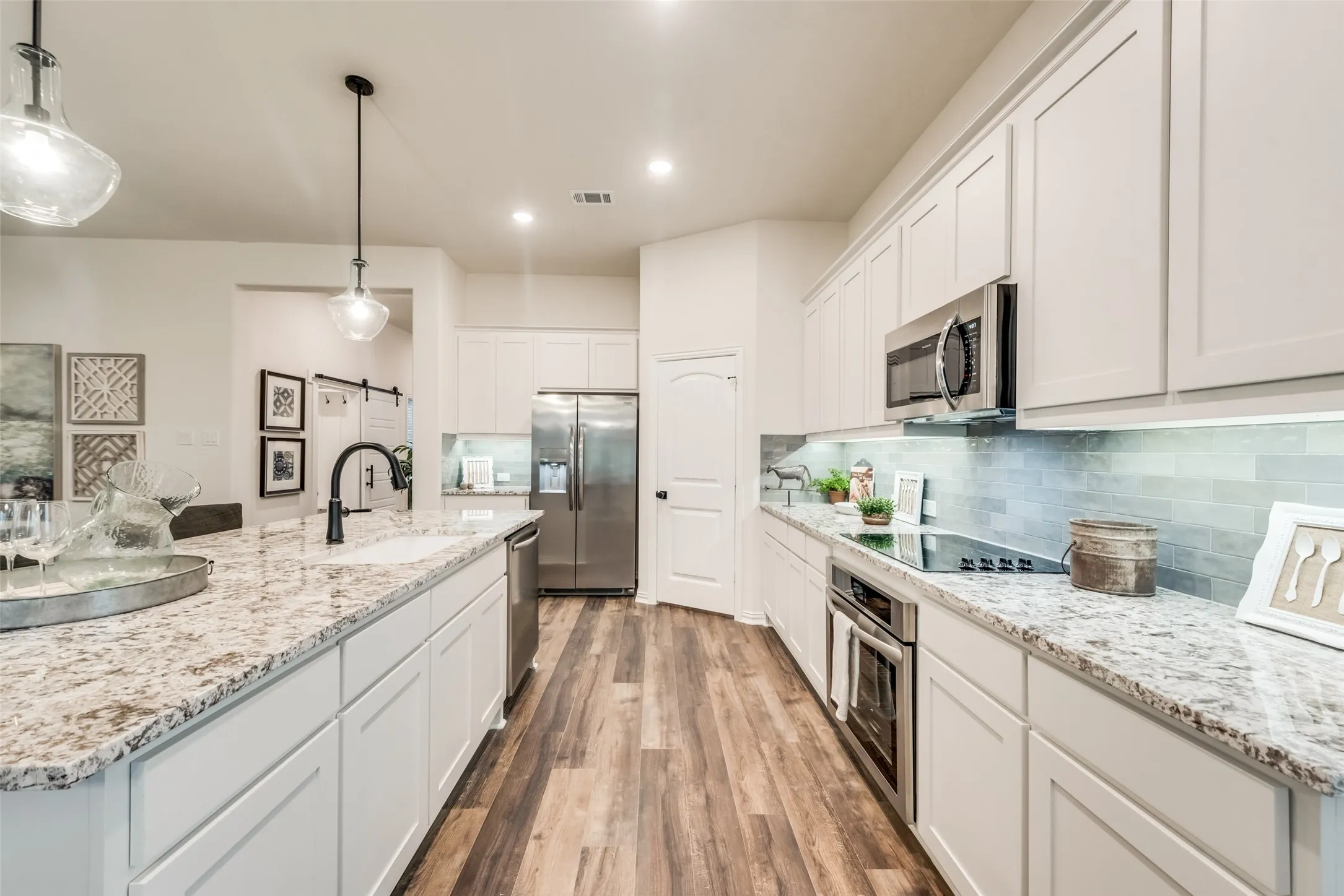 Single Family Residence For Sale in Cooke County , 61 Roosevelt Lane, Valley View, Texas 76272, 4 Bedroom, 3 Bathroom, 3 Garage spaces, 2,499 Sqft, built in 2023, New Construction - Incomplete, mls#21240229, Real Estate Agent in Valley View, Homes For Sale in Cooke county, Homes For Sale in Valley View, Realtor in Valley View Texas, Real Estate Brokerage Independent Realty Texas, Luminita Cordes Realtor