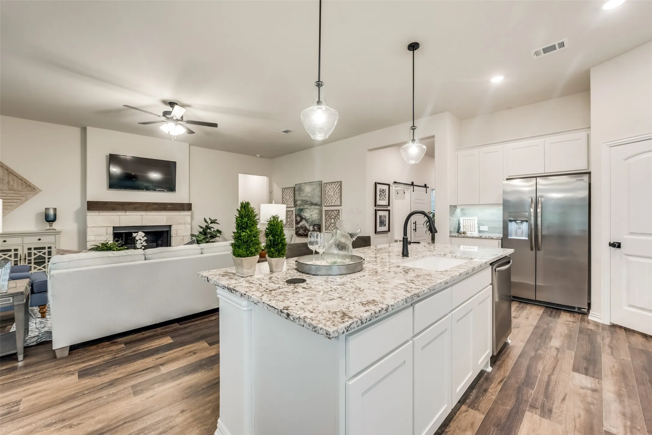 Single Family Residence For Sale in Cooke County , 61 Roosevelt Lane, Valley View, Texas 76272, 4 Bedroom, 3 Bathroom, 3 Garage spaces, 2,499 Sqft, built in 2023, New Construction - Incomplete, mls#21240229, Real Estate Agent in Valley View, Homes For Sale in Cooke county, Homes For Sale in Valley View, Realtor in Valley View Texas, Real Estate Brokerage Independent Realty Texas, Luminita Cordes Realtor