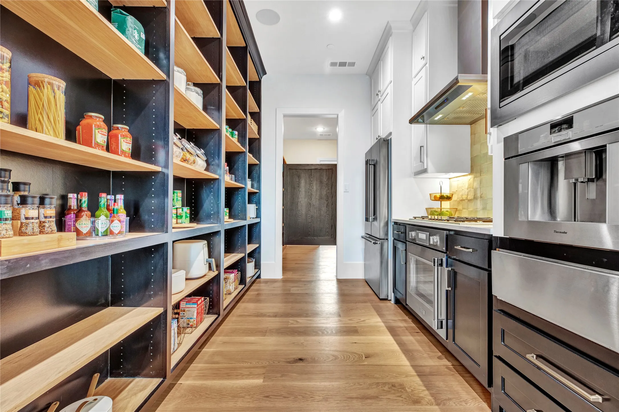 Single Family Residence For Sale in Collin County , 1125 W Blondy Jhune Road, Lucas, Texas 75002, 7 Bedroom, 10 Bathroom, 7 Garage spaces, 11,755 Sqft, built in 2023, New Construction - Complete, mls#21238158, Real Estate Agent in Lucas, Homes For Sale in Collin county, Homes For Sale in Lucas, Realtor in Lucas Texas, Real Estate Brokerage Independent Realty Texas, Luminita Cordes Realtor