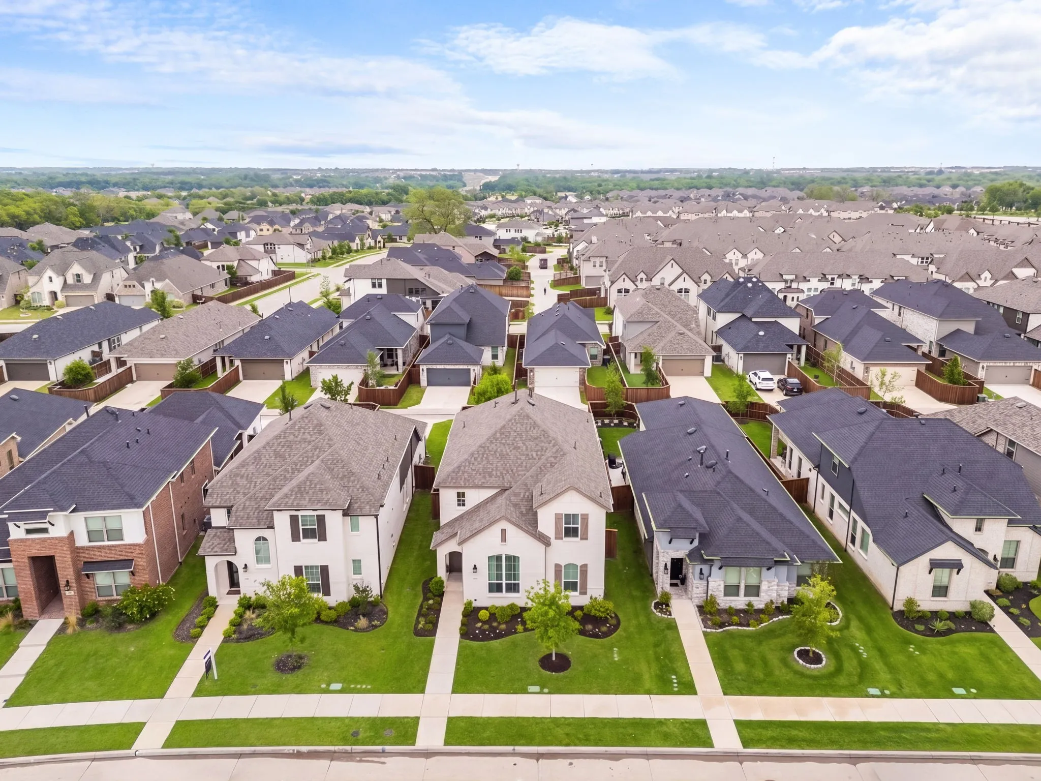 Single Family Residence For Sale in Collin County , 8220 Legacy Trail, Mc Kinney, Texas 75071, 5 Bedroom, 3 Bathroom, 2 Garage spaces, 2,521 Sqft, built in 2023, Preowned, mls#21236554, Real Estate Agent in Mc Kinney, Homes For Sale in Collin county, Homes For Sale in Mc Kinney, Realtor in Mc Kinney Texas, Real Estate Brokerage Independent Realty Texas, Luminita Cordes Realtor