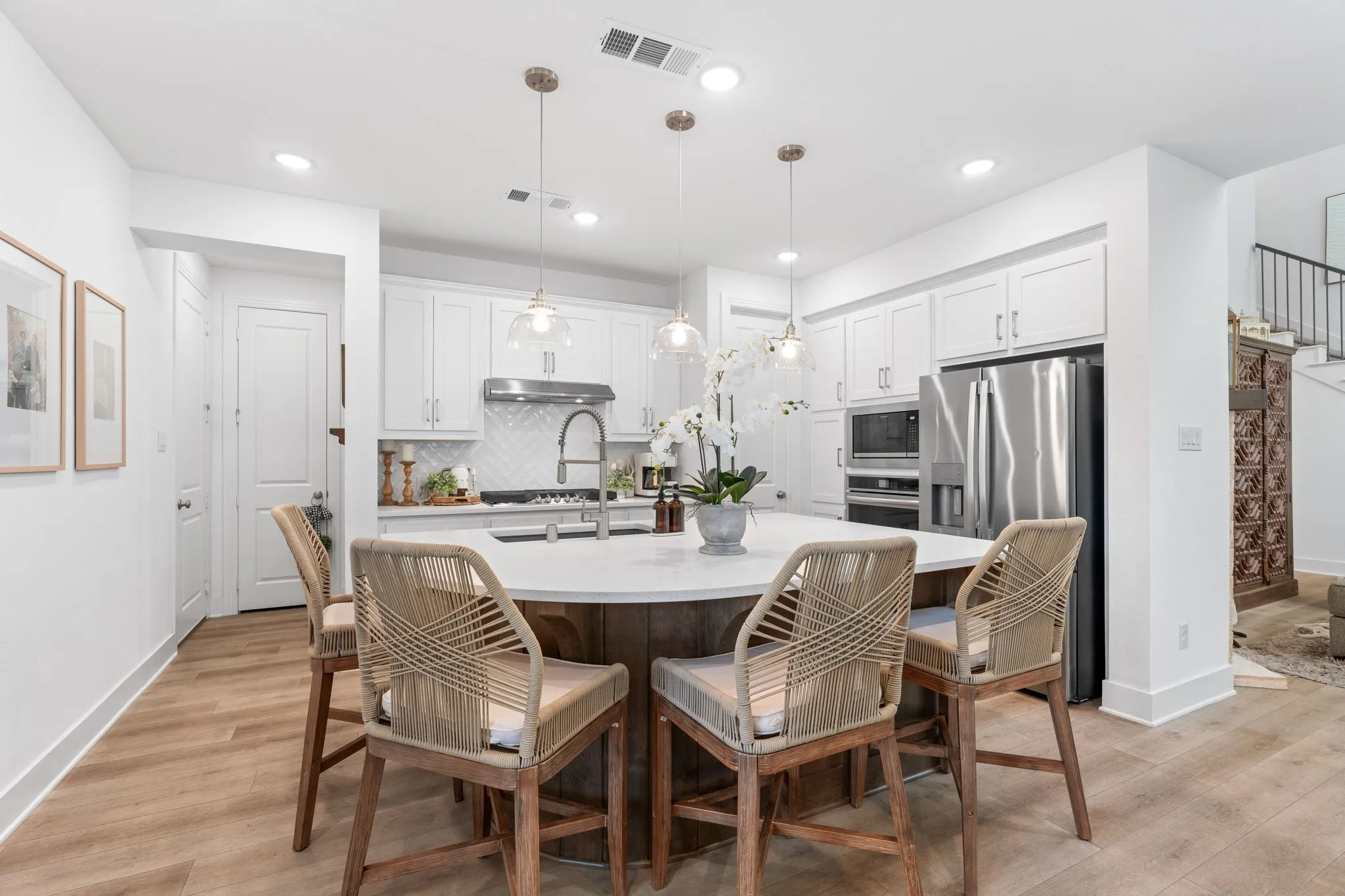 Single Family Residence For Sale in Collin County , 8220 Legacy Trail, Mc Kinney, Texas 75071, 5 Bedroom, 3 Bathroom, 2 Garage spaces, 2,521 Sqft, built in 2023, Preowned, mls#21236554, Real Estate Agent in Mc Kinney, Homes For Sale in Collin county, Homes For Sale in Mc Kinney, Realtor in Mc Kinney Texas, Real Estate Brokerage Independent Realty Texas, Luminita Cordes Realtor