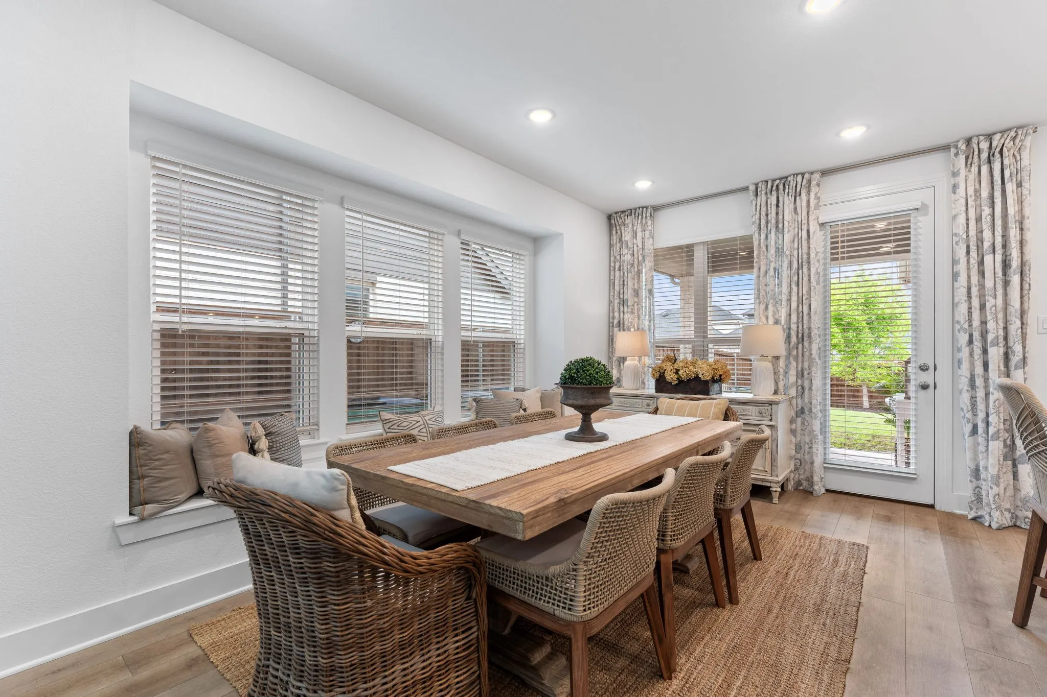 Single Family Residence For Sale in Collin County , 8220 Legacy Trail, Mc Kinney, Texas 75071, 5 Bedroom, 3 Bathroom, 2 Garage spaces, 2,521 Sqft, built in 2023, Preowned, mls#21236554, Real Estate Agent in Mc Kinney, Homes For Sale in Collin county, Homes For Sale in Mc Kinney, Realtor in Mc Kinney Texas, Real Estate Brokerage Independent Realty Texas, Luminita Cordes Realtor