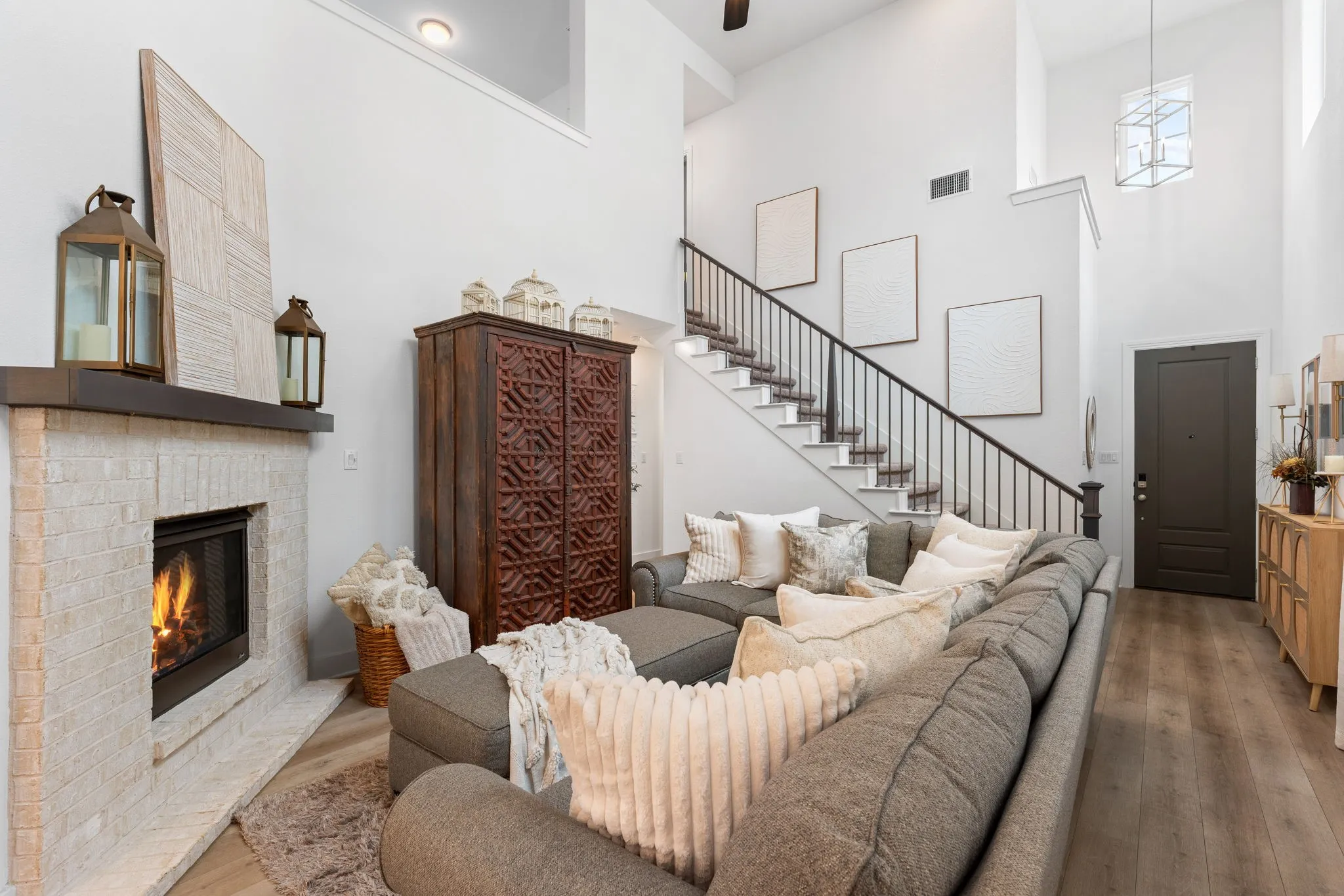 Single Family Residence For Sale in Collin County , 8220 Legacy Trail, Mc Kinney, Texas 75071, 5 Bedroom, 3 Bathroom, 2 Garage spaces, 2,521 Sqft, built in 2023, Preowned, mls#21236554, Real Estate Agent in Mc Kinney, Homes For Sale in Collin county, Homes For Sale in Mc Kinney, Realtor in Mc Kinney Texas, Real Estate Brokerage Independent Realty Texas, Luminita Cordes Realtor