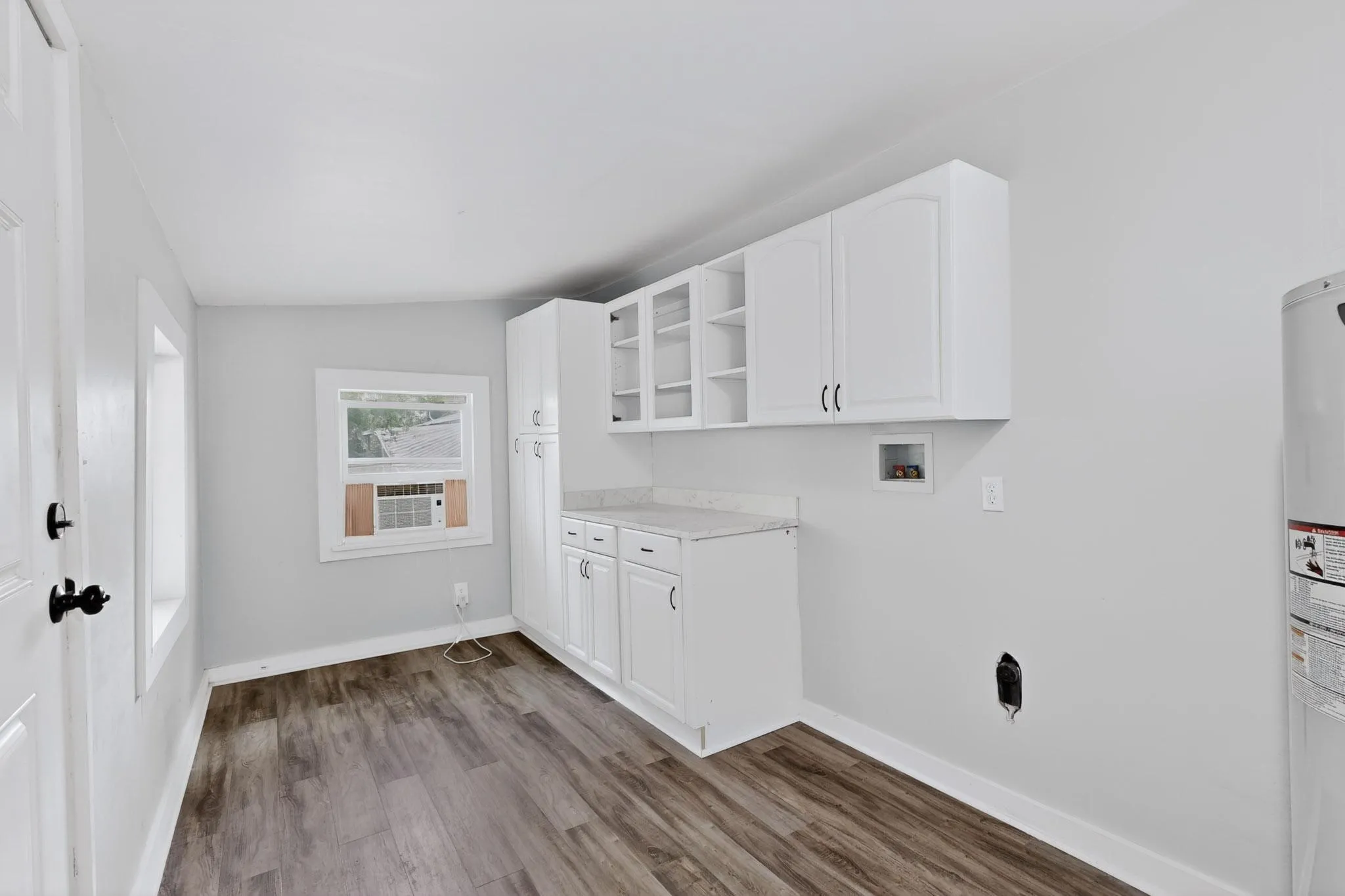 Another view of the primary bedroom