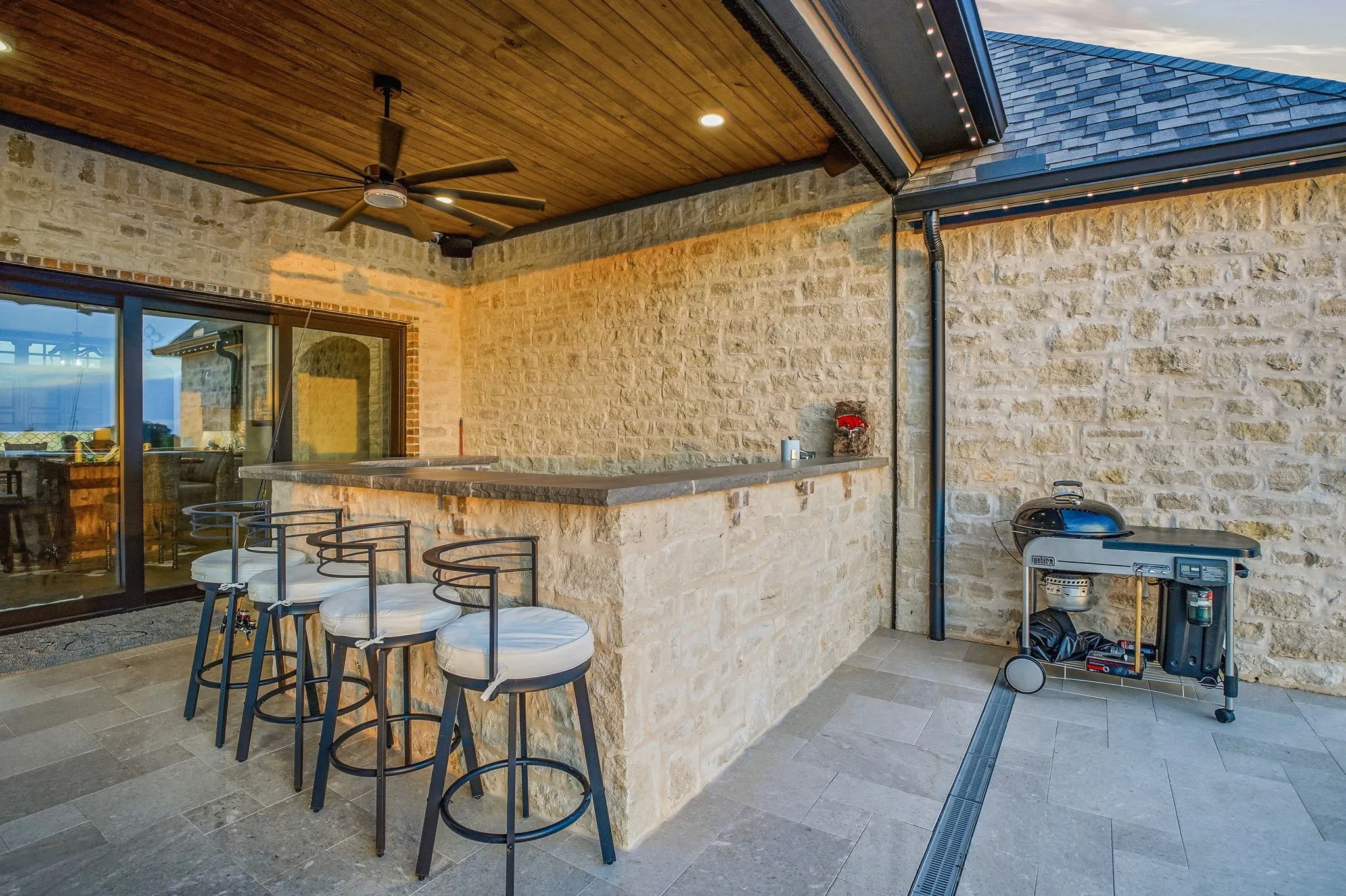 Single Family Residence For Sale in Parker County , 144 Condor View, Weatherford, Texas 76087, 4 Bedrooms, 3 Bathrooms, 3 Garage spaces, 4,530 Sqft, built in 2022, Price $2,200,000, mls#21233975, Real Estate Agent in Weatherford, Homes For Sale in Parker county, Homes For Sale in Weatherford, Realtor in Weatherford Texas, Real Estate Brokerage Independent Realty Texas, Luminita Cordes Realtor