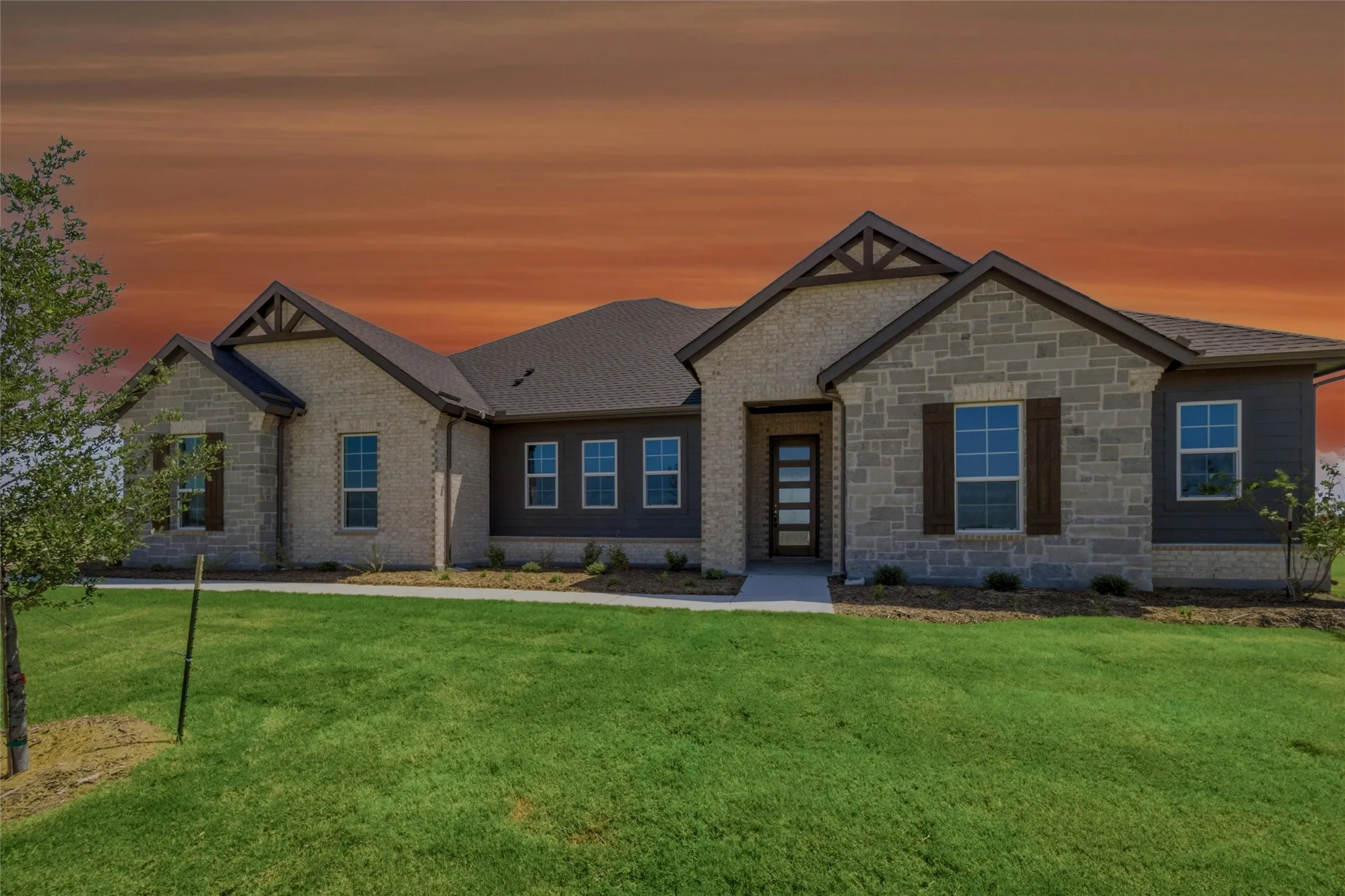 Single Family Residence For Sale in Cooke County , 78 Aurora Avenue, Valley View, Texas 76272, 4 Bedroom, 2 Bathroom, 2 Garage spaces, 2,426 Sqft, built in 2026, New Construction - Incomplete, mls#21240382, Real Estate Agent in Valley View, Homes For Sale in Cooke county, Homes For Sale in Valley View, Realtor in Valley View Texas, Real Estate Brokerage Independent Realty Texas, Luminita Cordes Realtor