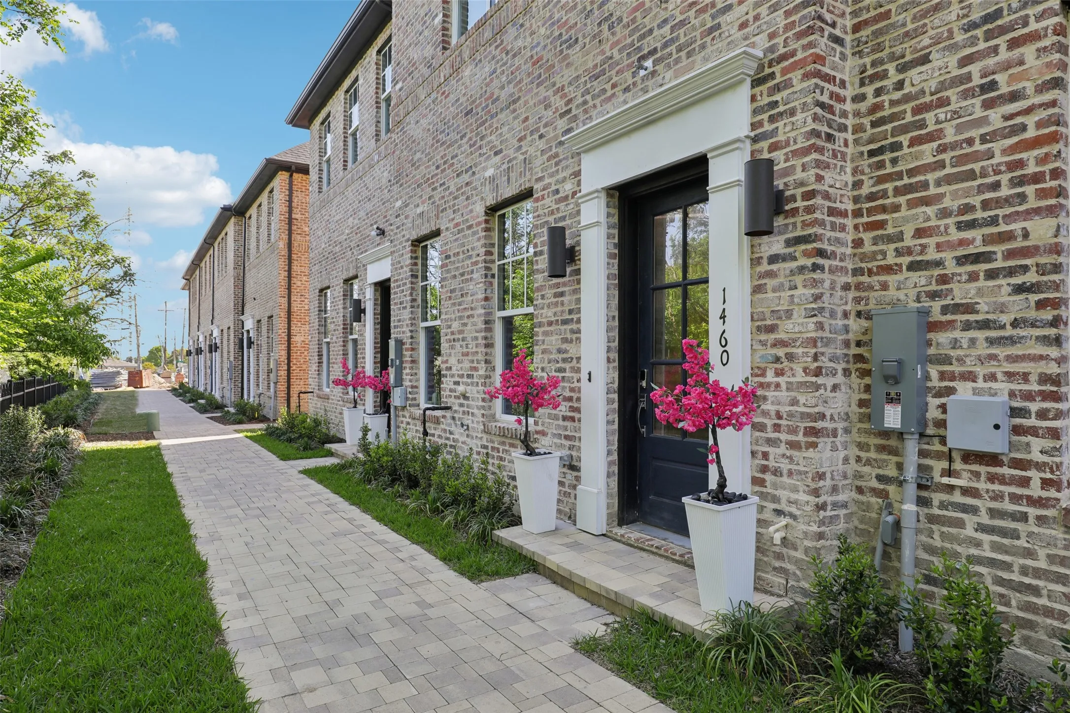 Townhouse For Sale in Collin County , 1440 N Avenue, Plano, Texas 75074, 3 Bedroom, 3 Bathroom, 2 Garage spaces, 1,955 Sqft, built in 2025, New Construction - Complete, mls#21239879, Real Estate Agent in Plano, Homes For Sale in Collin county, Homes For Sale in Plano, Realtor in Plano Texas, Real Estate Brokerage Independent Realty Texas, Luminita Cordes Realtor