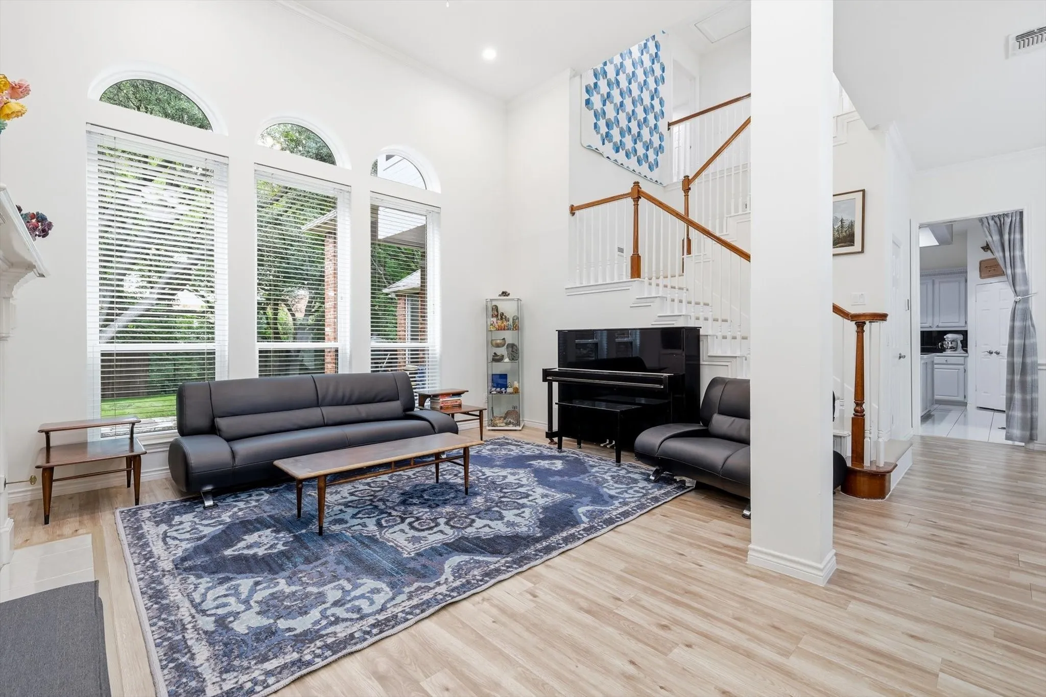 Single Family Residence For Sale in Collin County , 2105 Leeds Drive, Plano, Texas 75025, 5 Bedroom, 4 Bathroom, 3 Garage spaces, 3,273 Sqft, built in 1993, Preowned, mls#21239527, Real Estate Agent in Plano, Homes For Sale in Collin county, Homes For Sale in Plano, Realtor in Plano Texas, Real Estate Brokerage Independent Realty Texas, Luminita Cordes Realtor