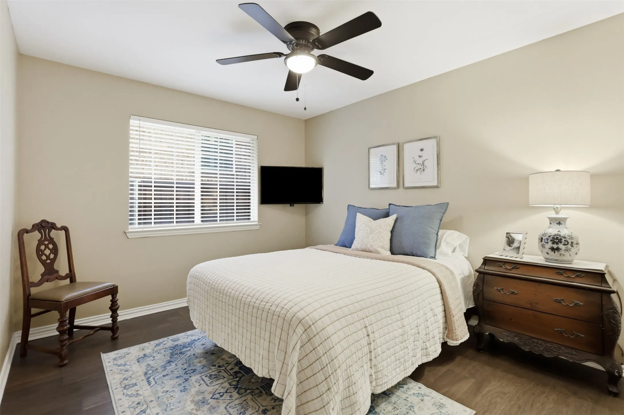 Single Family Residence For Sale in Tarrant County , 2638 Hidden Ridge Drive, Arlington, Texas 76006, 4 Bedroom, 2 Bathroom, 2 Garage spaces, 1,921 Sqft, built in 1992, Price $340,000, mls#21240489, Real Estate Agent in Arlington, Homes For Sale in Tarrant county, Homes For Sale in Arlington, Realtor in Arlington Texas, Real Estate Brokerage Independent Realty Texas, Luminita Cordes Realtor