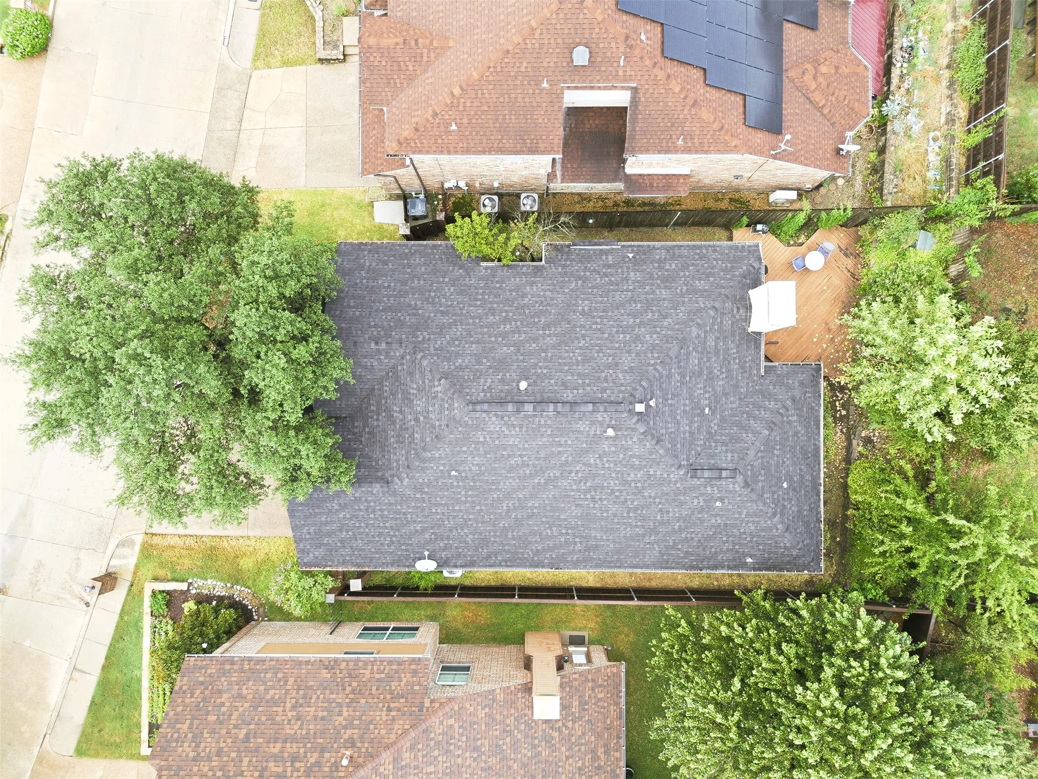 Single Family Residence For Sale in Tarrant County , 2638 Hidden Ridge Drive, Arlington, Texas 76006, 4 Bedroom, 2 Bathroom, 2 Garage spaces, 1,921 Sqft, built in 1992, Price $340,000, mls#21240489, Real Estate Agent in Arlington, Homes For Sale in Tarrant county, Homes For Sale in Arlington, Realtor in Arlington Texas, Real Estate Brokerage Independent Realty Texas, Luminita Cordes Realtor