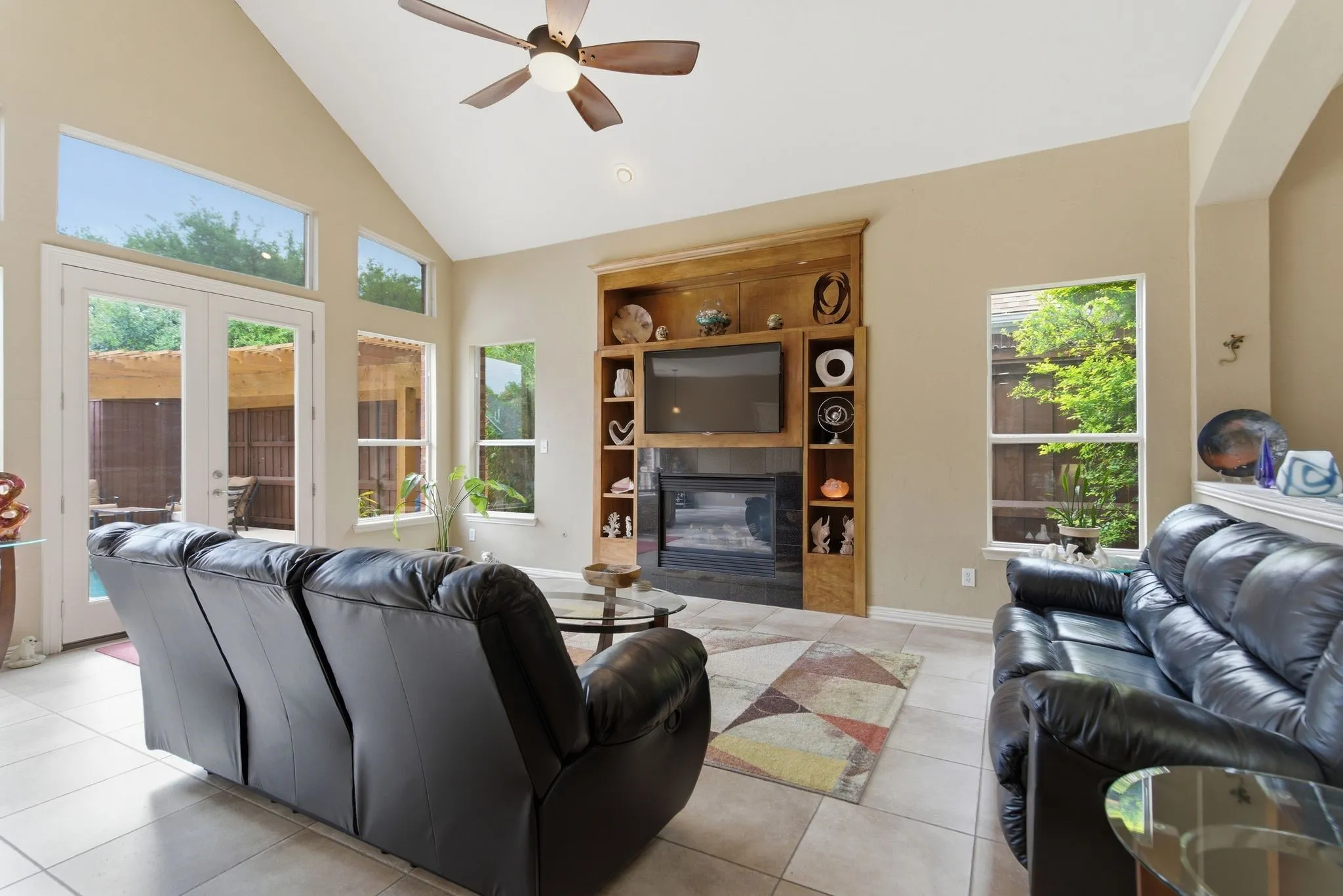 Single Family Residence For Sale in Denton County , 17816 Cypress Falls Drive, Dallas, Texas 75287, 4 Bedroom, 4 Bathroom, 3 Garage spaces, 3,734 Sqft, built in 1997, Preowned, mls#21239373, Real Estate Agent in Dallas, Homes For Sale in Denton county, Homes For Sale in Dallas, Realtor in Dallas Texas, Real Estate Brokerage Independent Realty Texas, Luminita Cordes Realtor
