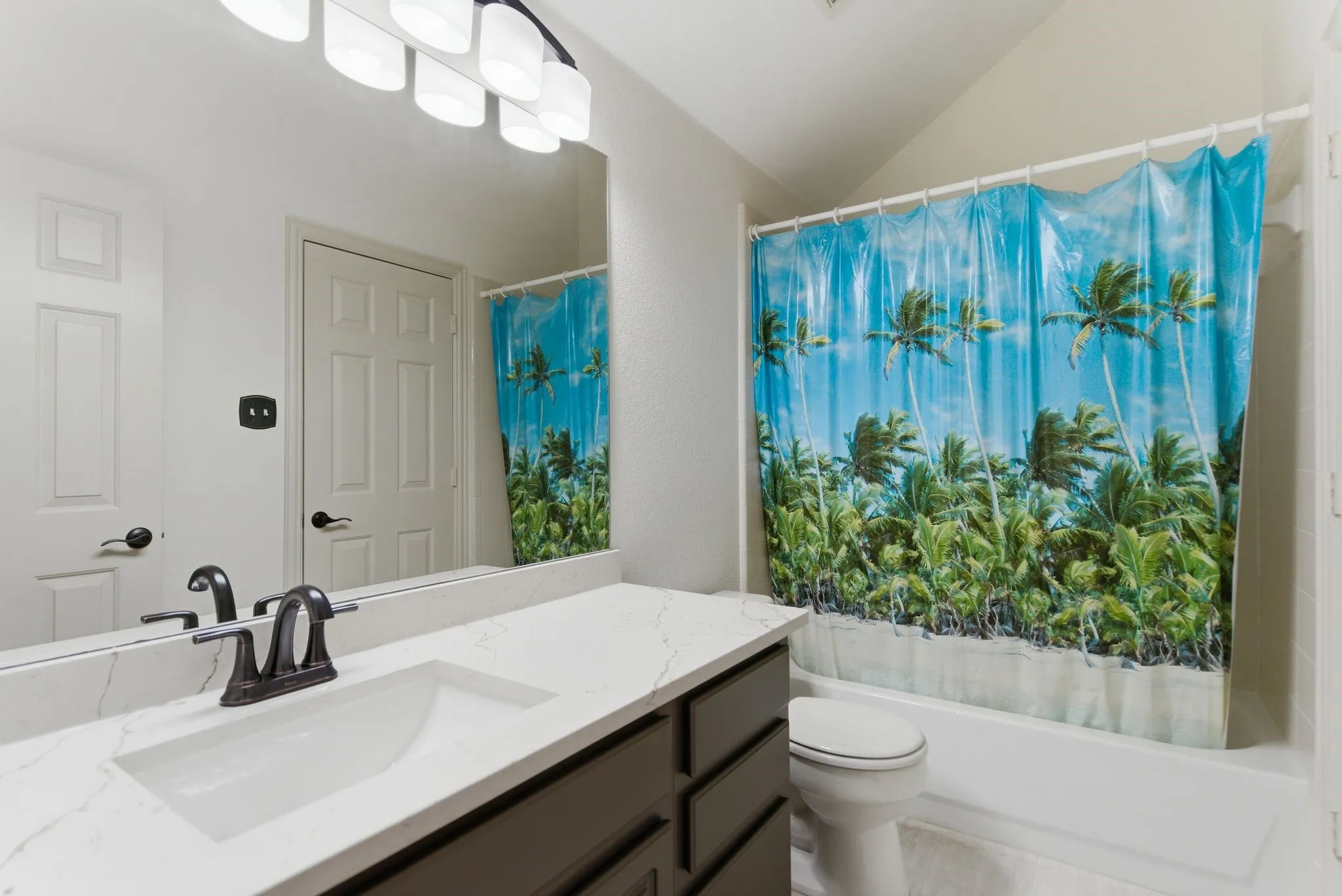Single Family Residence For Sale in Denton County , 17816 Cypress Falls Drive, Dallas, Texas 75287, 4 Bedroom, 4 Bathroom, 3 Garage spaces, 3,734 Sqft, built in 1997, Preowned, mls#21239373, Real Estate Agent in Dallas, Homes For Sale in Denton county, Homes For Sale in Dallas, Realtor in Dallas Texas, Real Estate Brokerage Independent Realty Texas, Luminita Cordes Realtor
