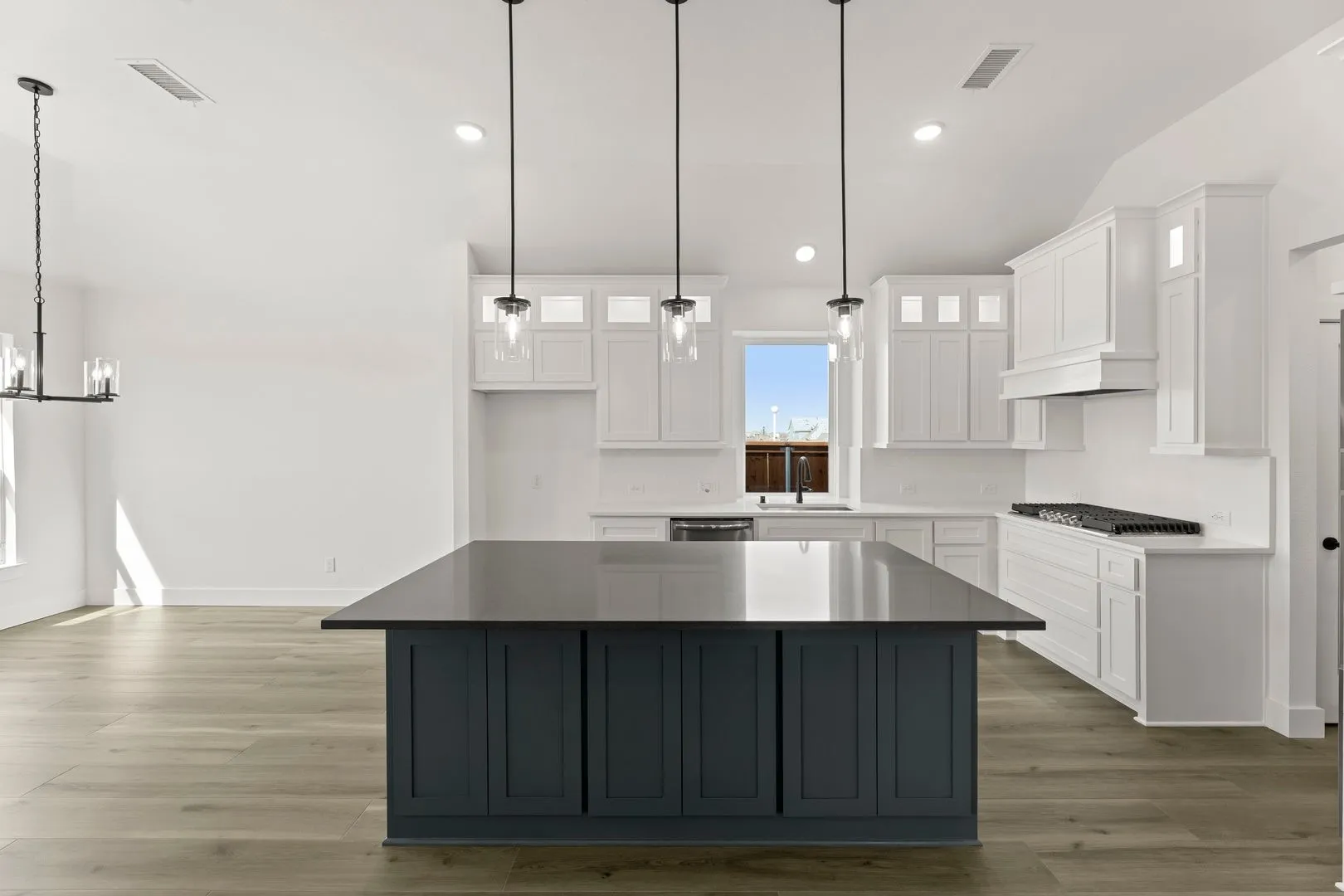 Single Family Residence For Sale in Collin County , 1406 Unity Village Trail, Lucas, Texas 75098, 5 Bedroom, 4 Bathroom, 2 Garage spaces, 3,220 Sqft, built in 2025, mls#21240560, Real Estate Agent in Lucas, Homes For Sale in Collin county, Homes For Sale in Lucas, Realtor in Lucas Texas, Real Estate Brokerage Independent Realty Texas, Luminita Cordes Realtor