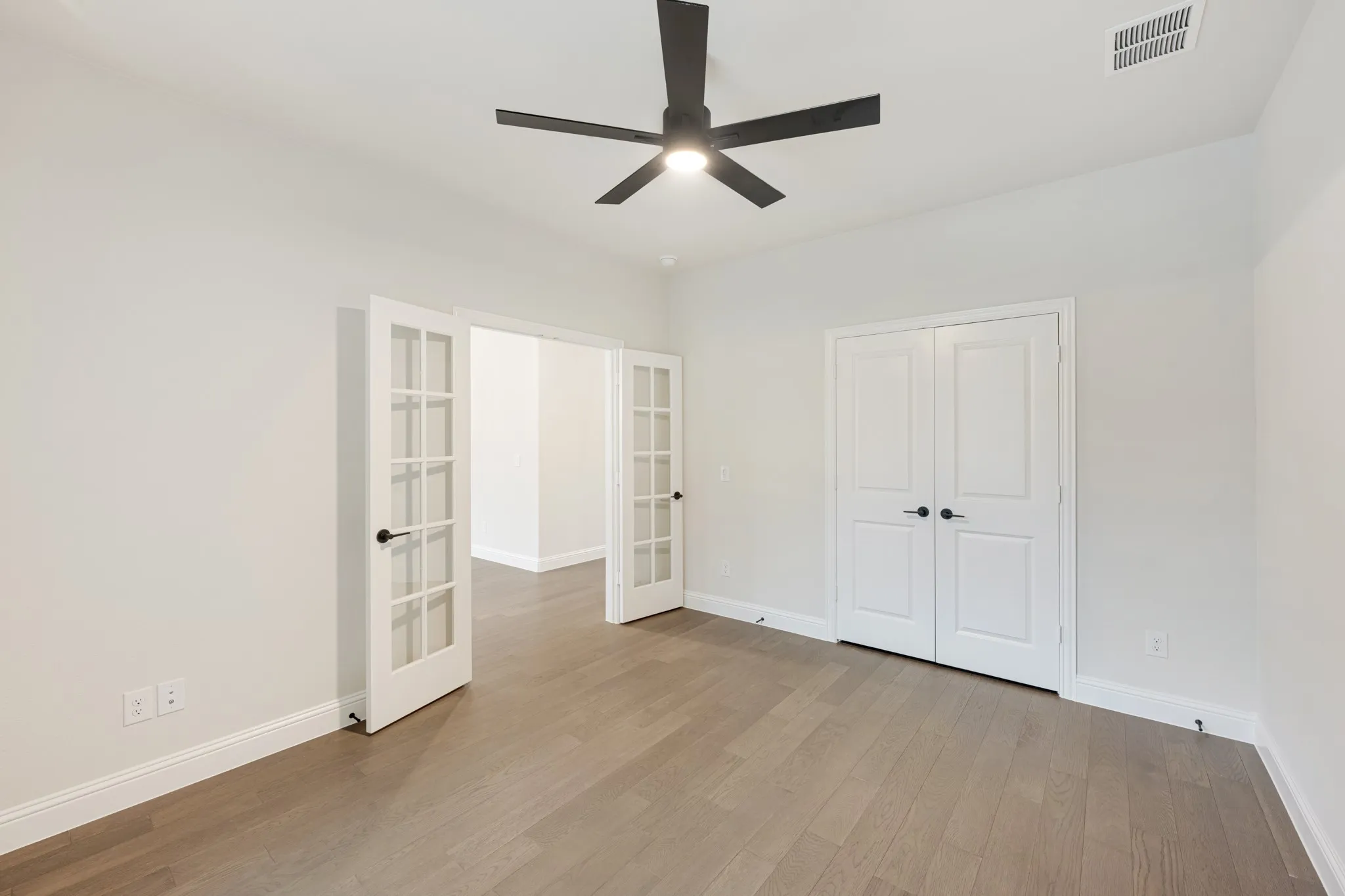 Single Family Residence For Sale in Collin County , 2906 Wild River Road, Melissa, Texas 75454, 4 Bedroom, 4 Bathroom, 2 Garage spaces, 3,485 Sqft, built in 2026, New Construction - Incomplete, mls#21240627, Real Estate Agent in Melissa, Homes For Sale in Collin county, Homes For Sale in Melissa, Realtor in Melissa Texas, Real Estate Brokerage Independent Realty Texas, Luminita Cordes Realtor