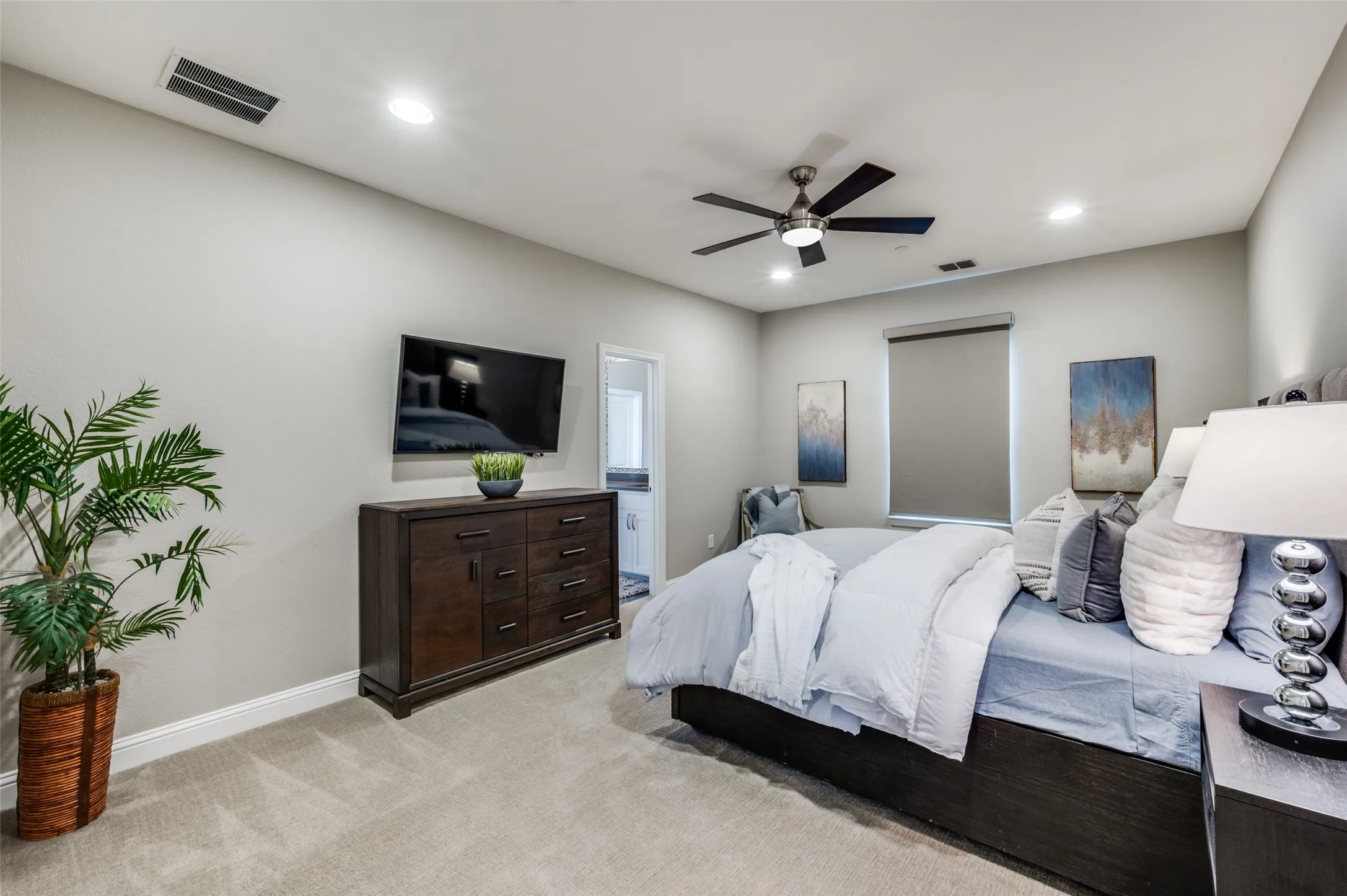 Fourth Bedroom Up