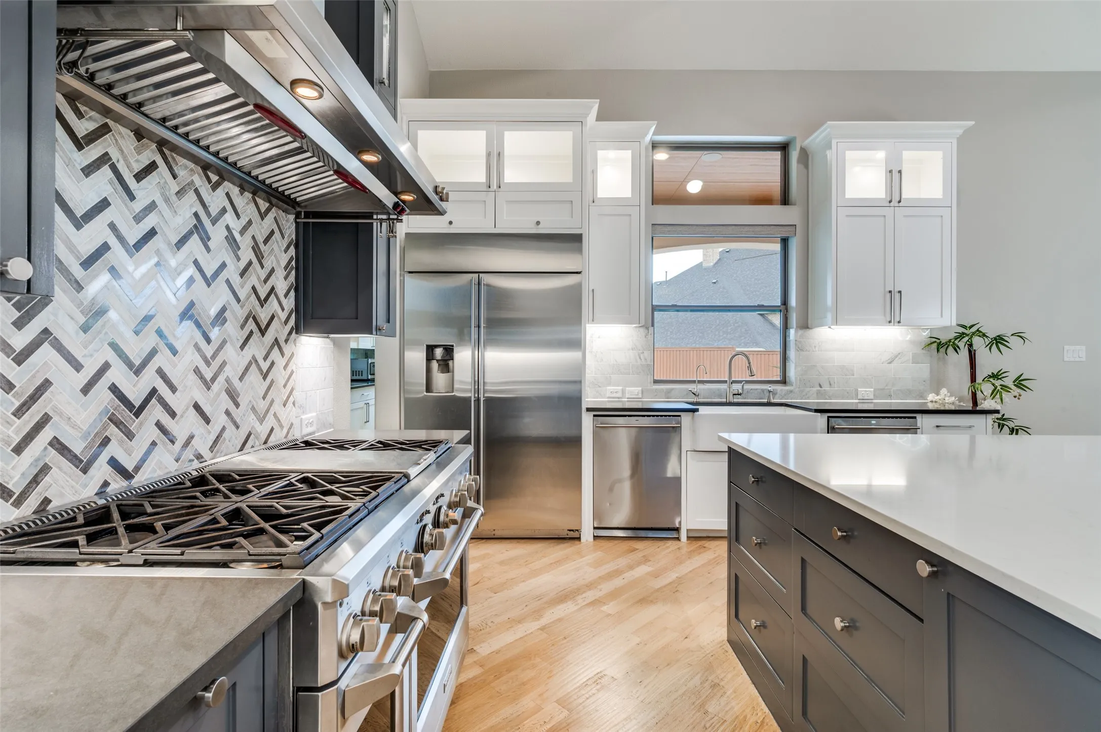 Single Family Residence For Sale in Denton County , 4287 Hickory Grove Lane, Frisco, Texas 75033, 6 Bedroom, 7 Bathroom, 4 Garage spaces, 5,643 Sqft, built in 2016, Preowned, mls#21239548, Real Estate Agent in Frisco, Homes For Sale in Denton county, Homes For Sale in Frisco, Realtor in Frisco Texas, Real Estate Brokerage Independent Realty Texas, Luminita Cordes Realtor