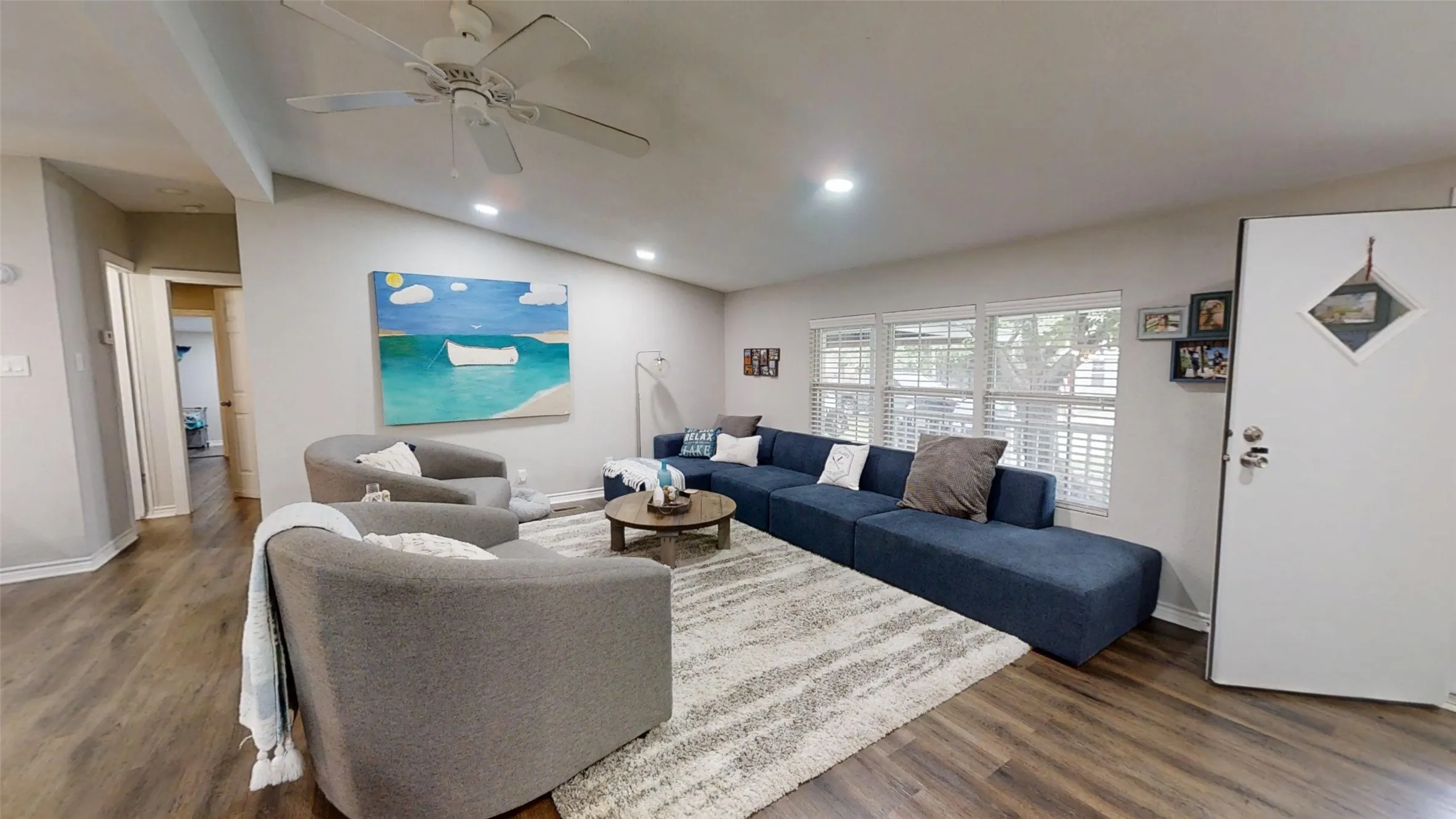 Mobile Home For Sale in Hood County , 3703 Hartwood Drive, Granbury, Texas 76049, 3 Bedroom, 2 Bathroom, Garage spaces, 1,458 Sqft, built in 1985, Preowned, mls#21239215, Real Estate Agent in Granbury, Homes For Sale in Hood county, Homes For Sale in Granbury, Realtor in Granbury Texas, Real Estate Brokerage Independent Realty Texas, Luminita Cordes Realtor