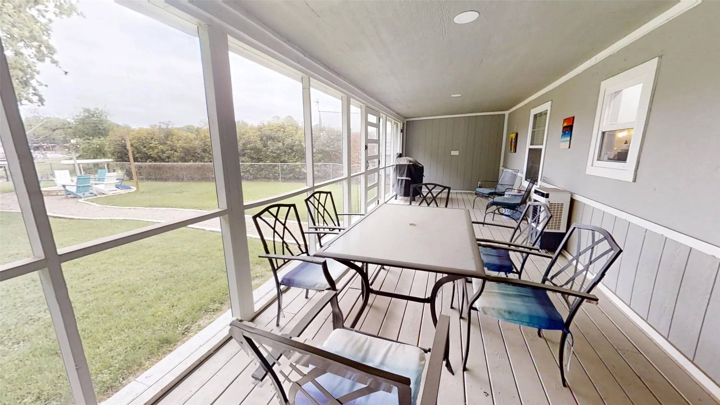 Large Screened porch