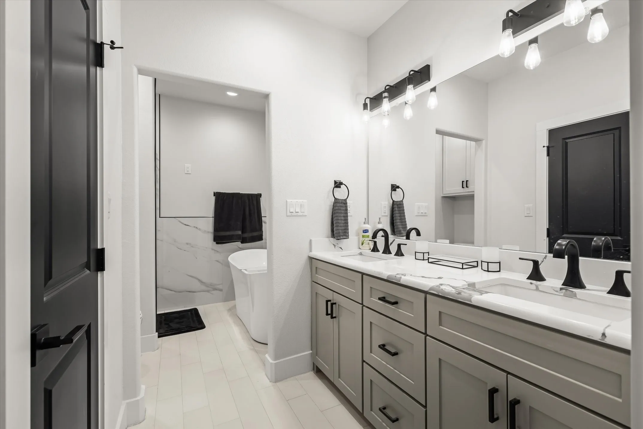 Primary bath in guest home