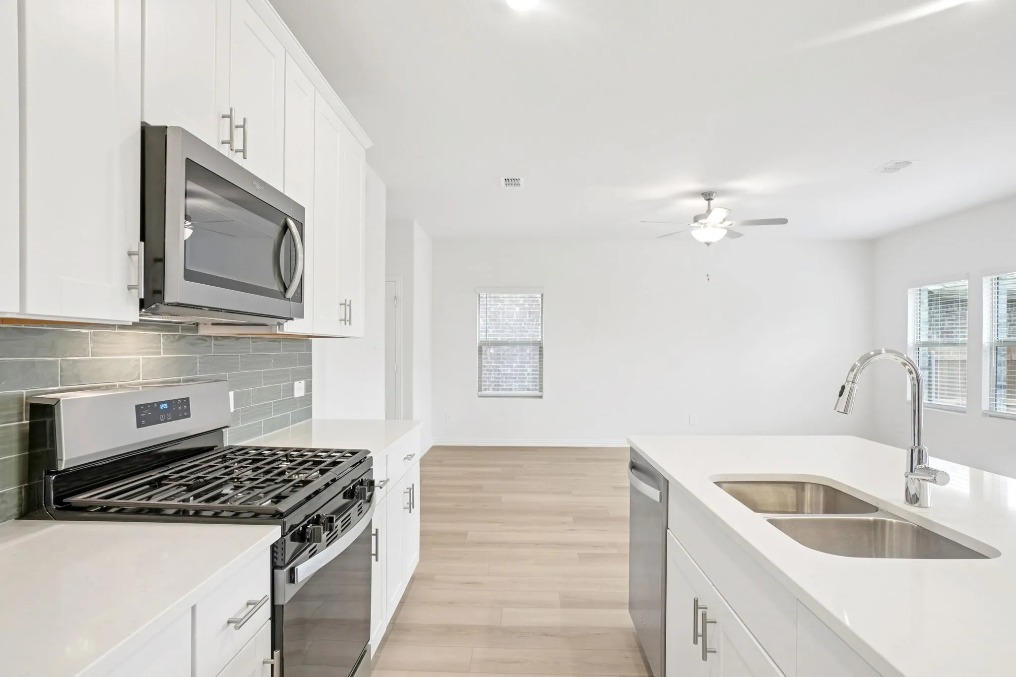 Photo is not of the actual home, but is an inspirational photo of builder’s model home and may depict options, furnishings, and/or decorator features that are not included.